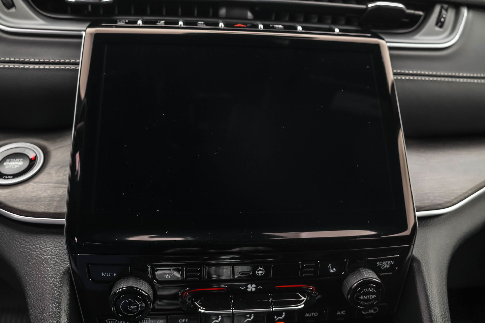 2025 JEEP GRAND CHEROKEE L - Image 15