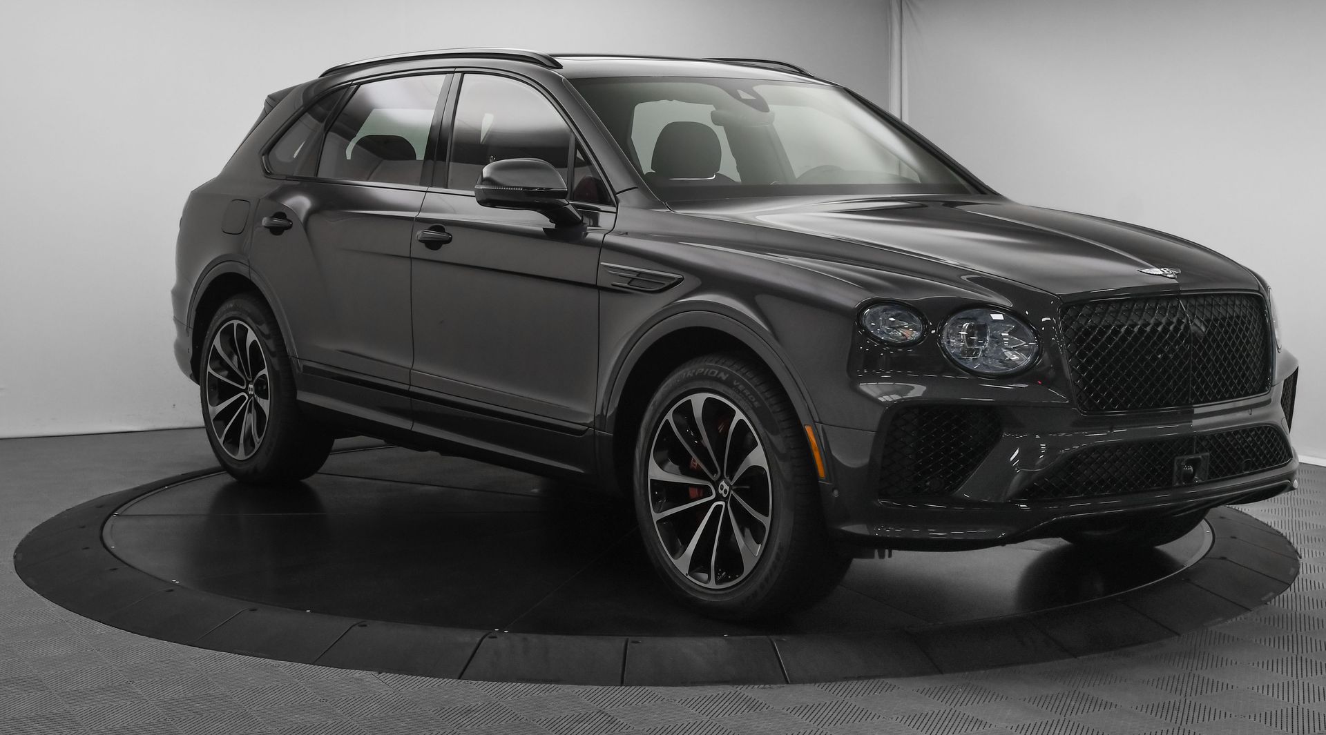2024 Bentley Bentayga V8