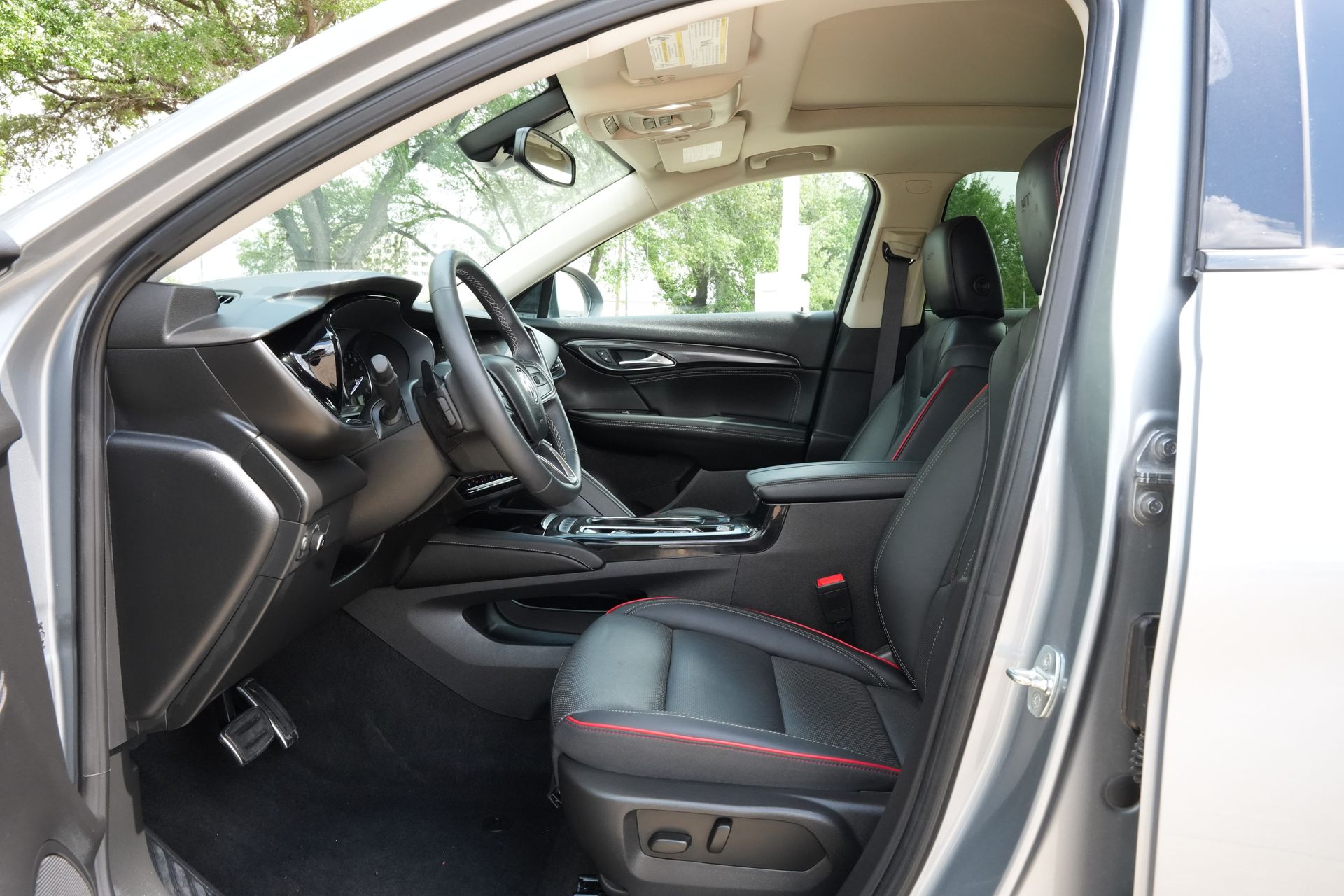2023 Buick Envision Essence Gray at Toyota of Victoria