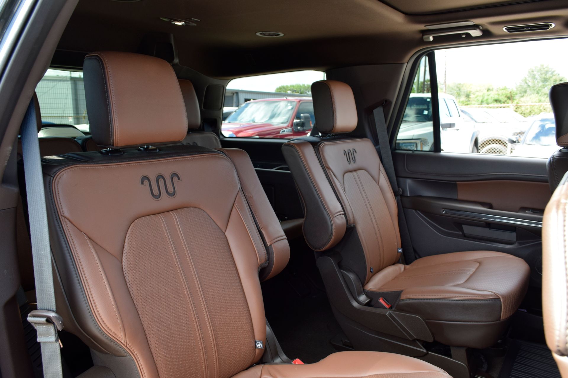 2023 Ford Expedition King Ranch Green at AutoSavvy Houston Southwest