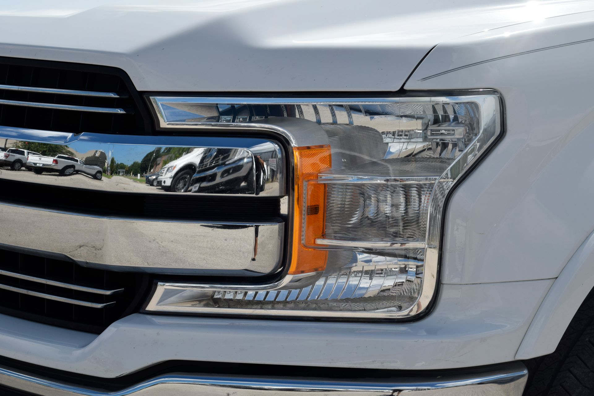 2020 Ford F-150 Lariat White at Community Kia