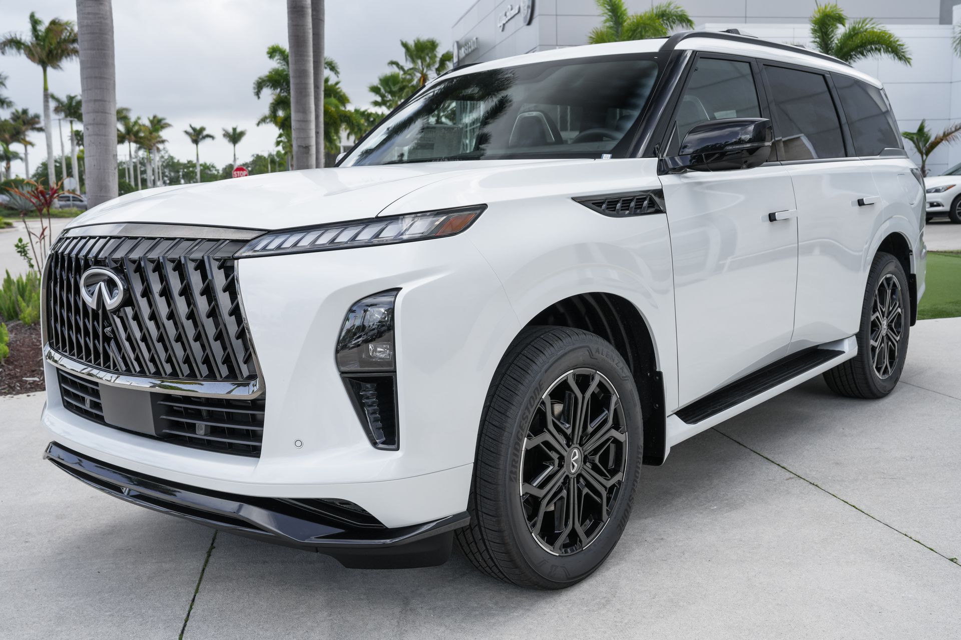 new 2026 INFINITI QX80 car, priced at $91,167