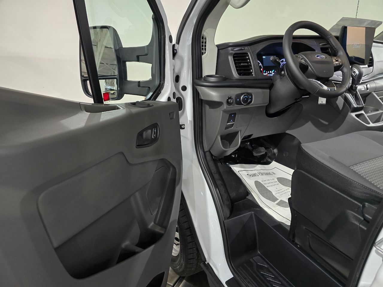2025 Ford Transit Van Base - Photo 11