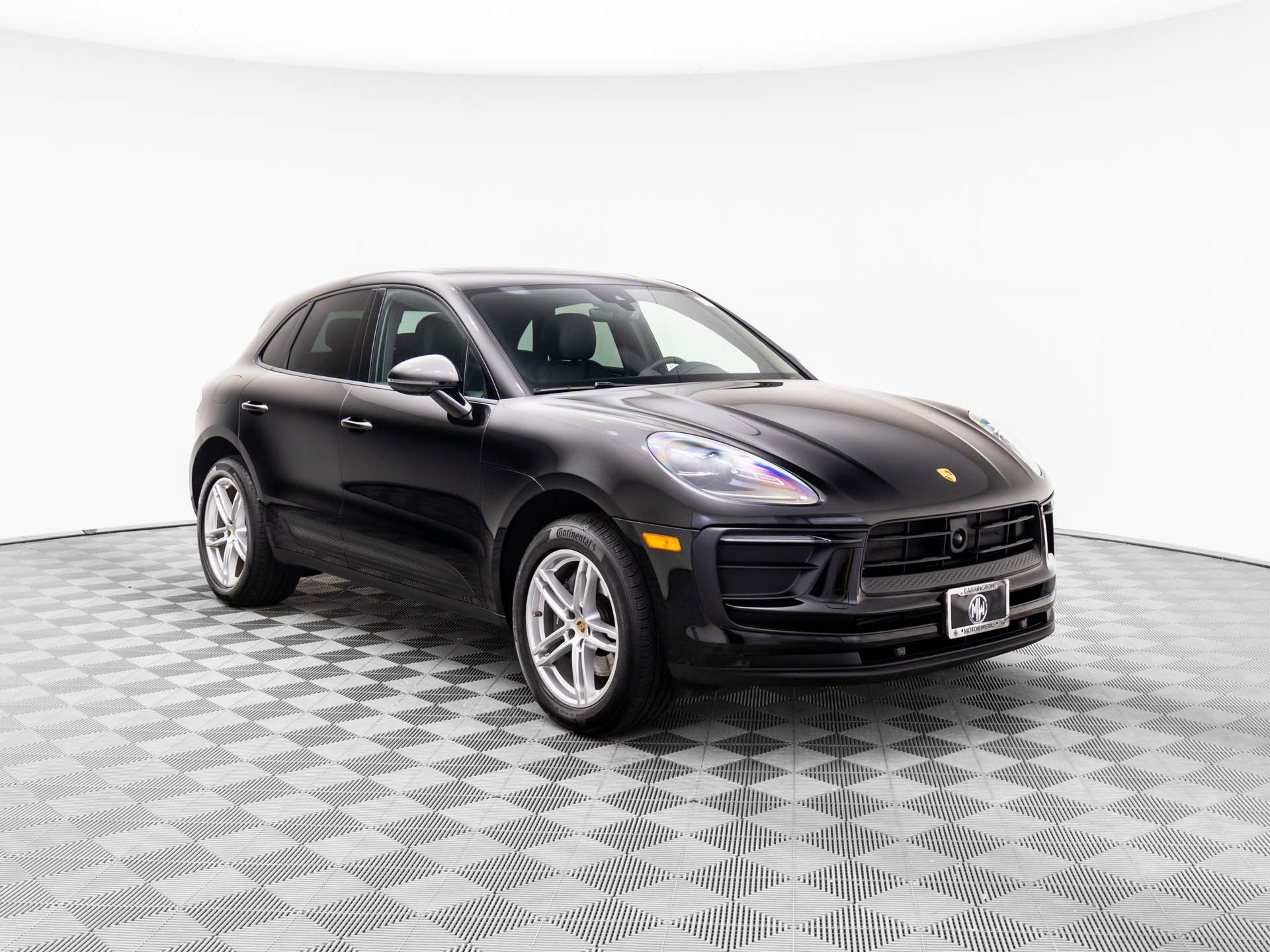 2024 Porsche Macan  photo
