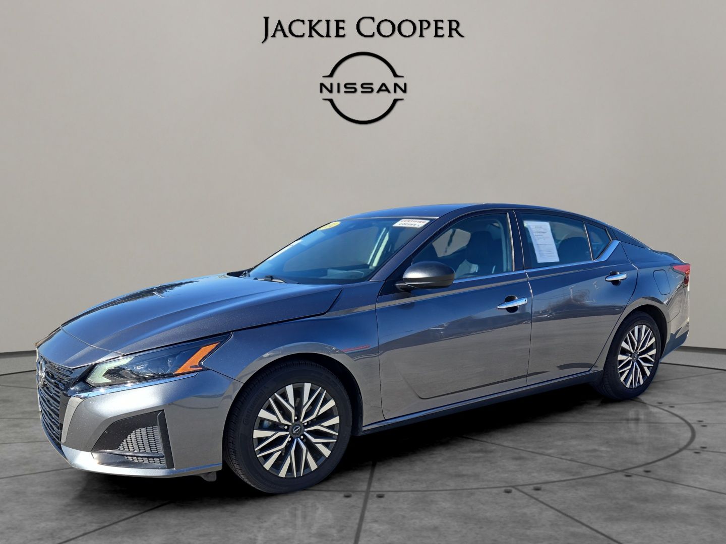 2024 Nissan Altima 2.5 SV FWD