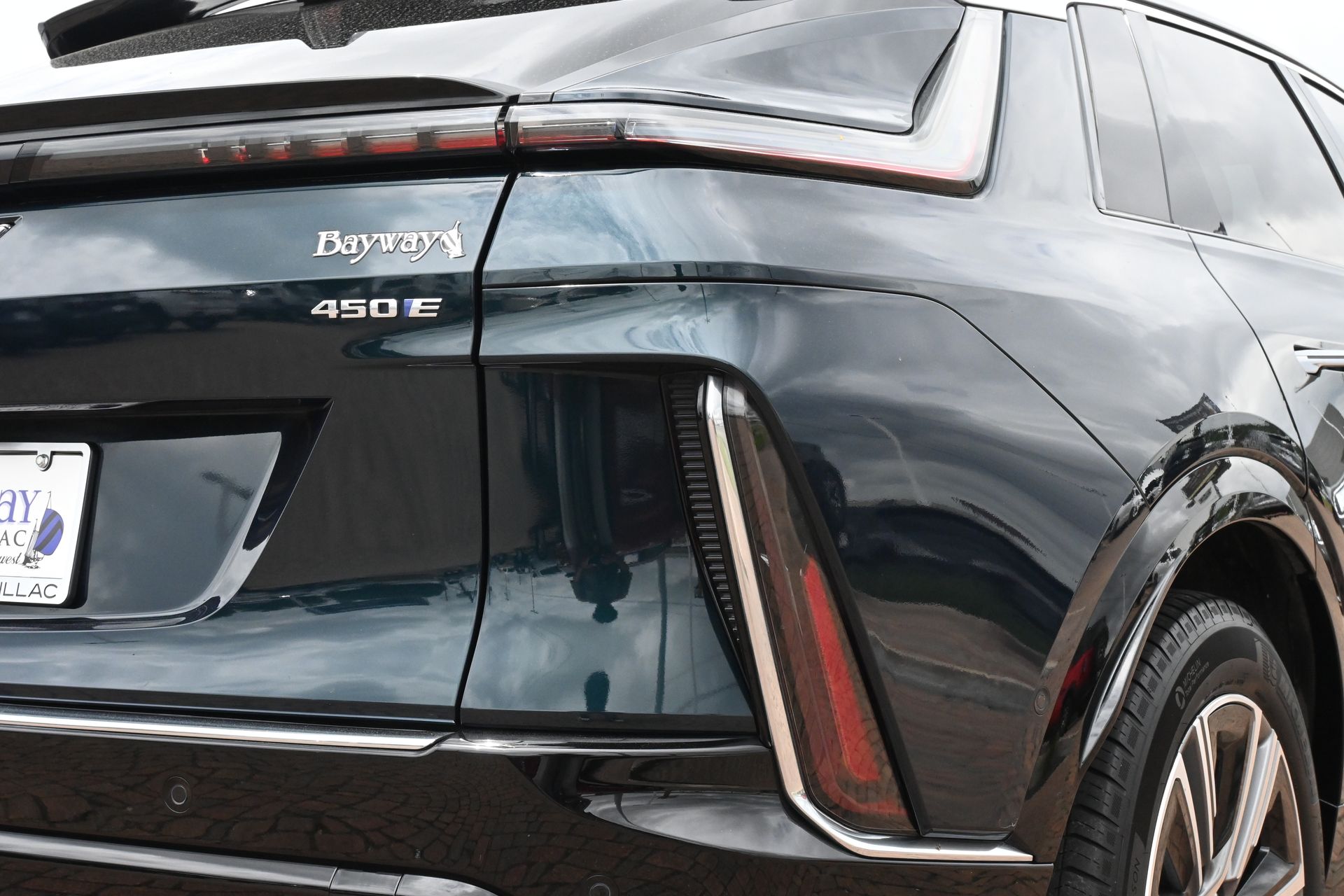 2024 Cadillac LYRIQ Luxury Green at Central Houston Nissan