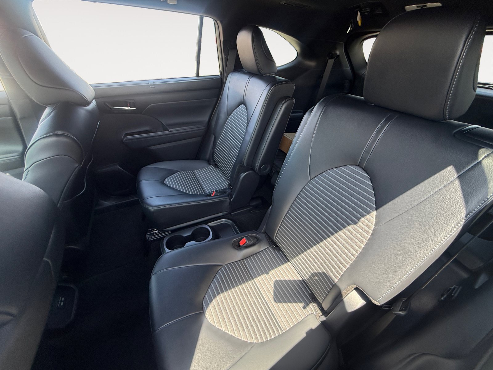 New 2026 Toyota Highlander SUV
