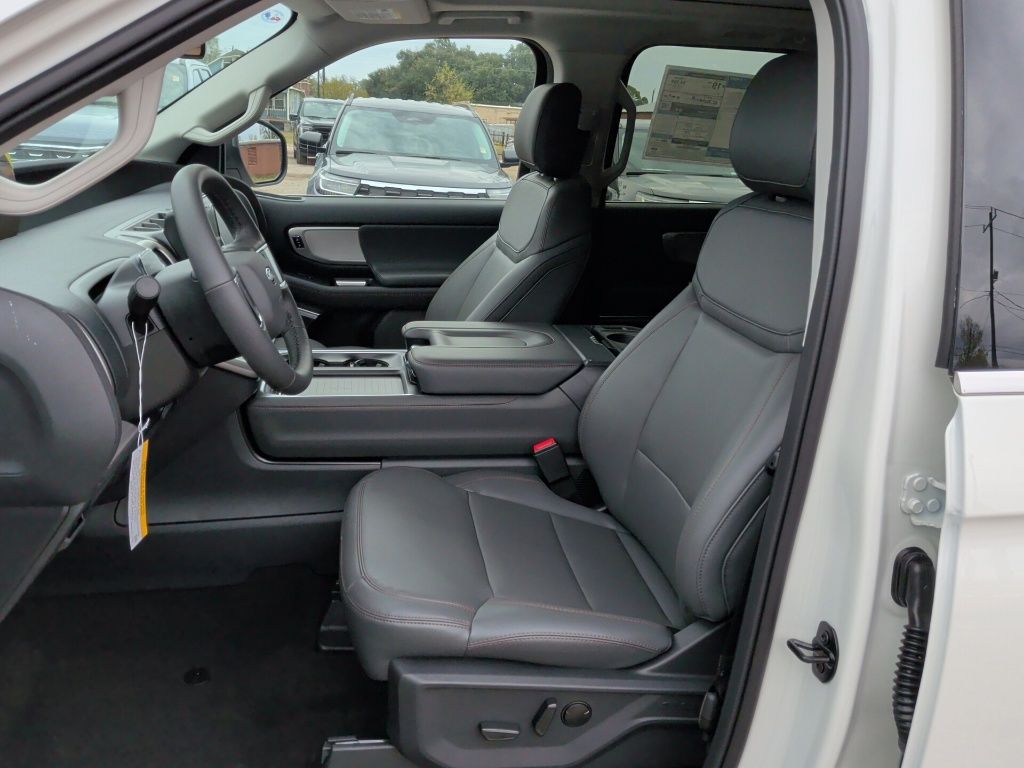 2025 Ford Expedition Max Active - 9