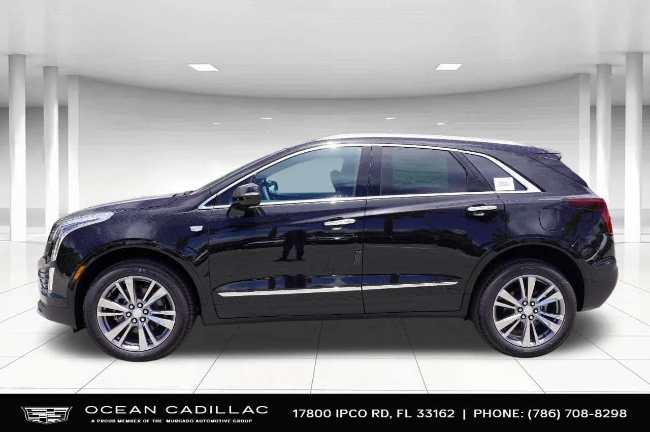 2025 Cadillac XT5 Premium Luxury 2