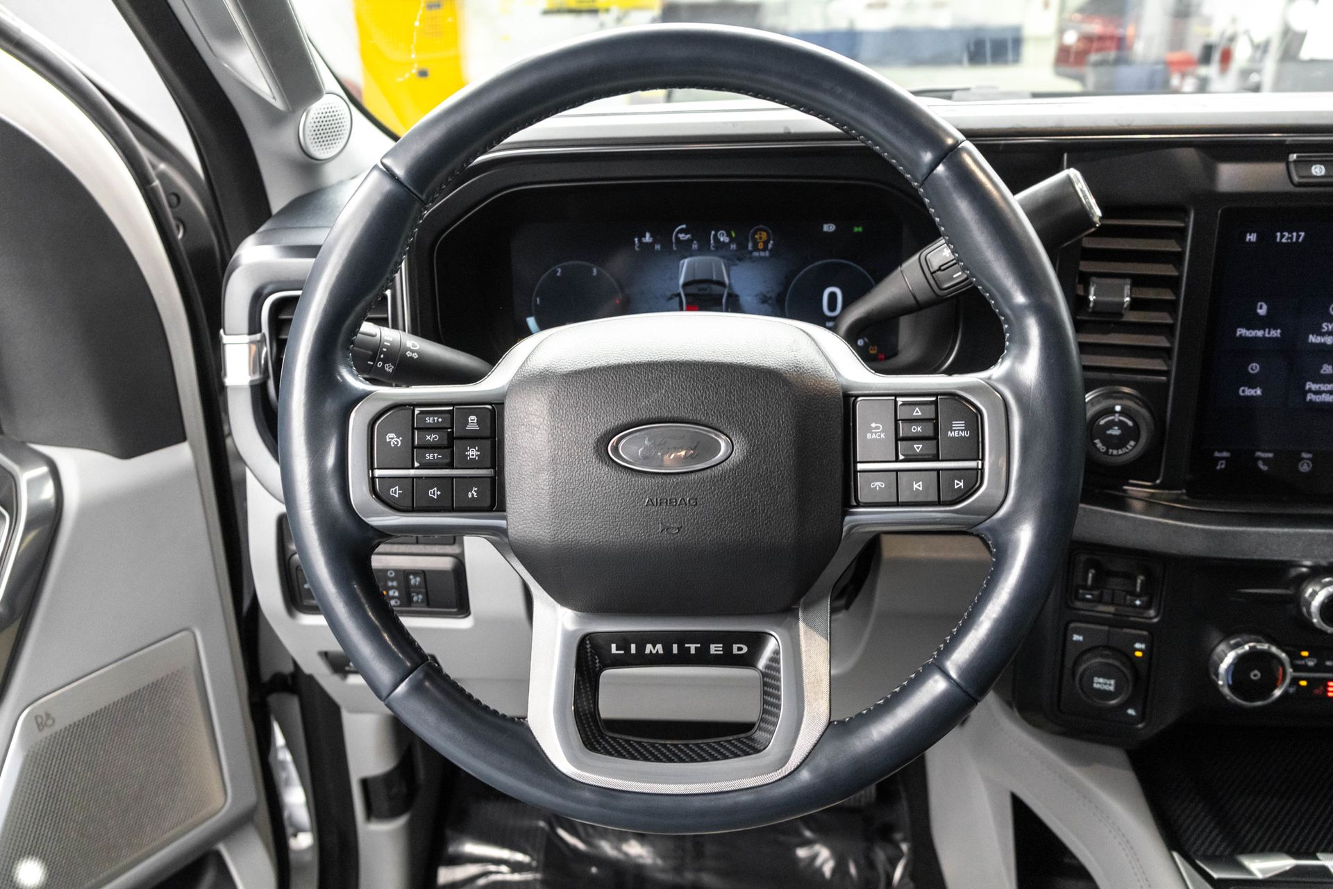 2024 FORD F-350 - Image 24