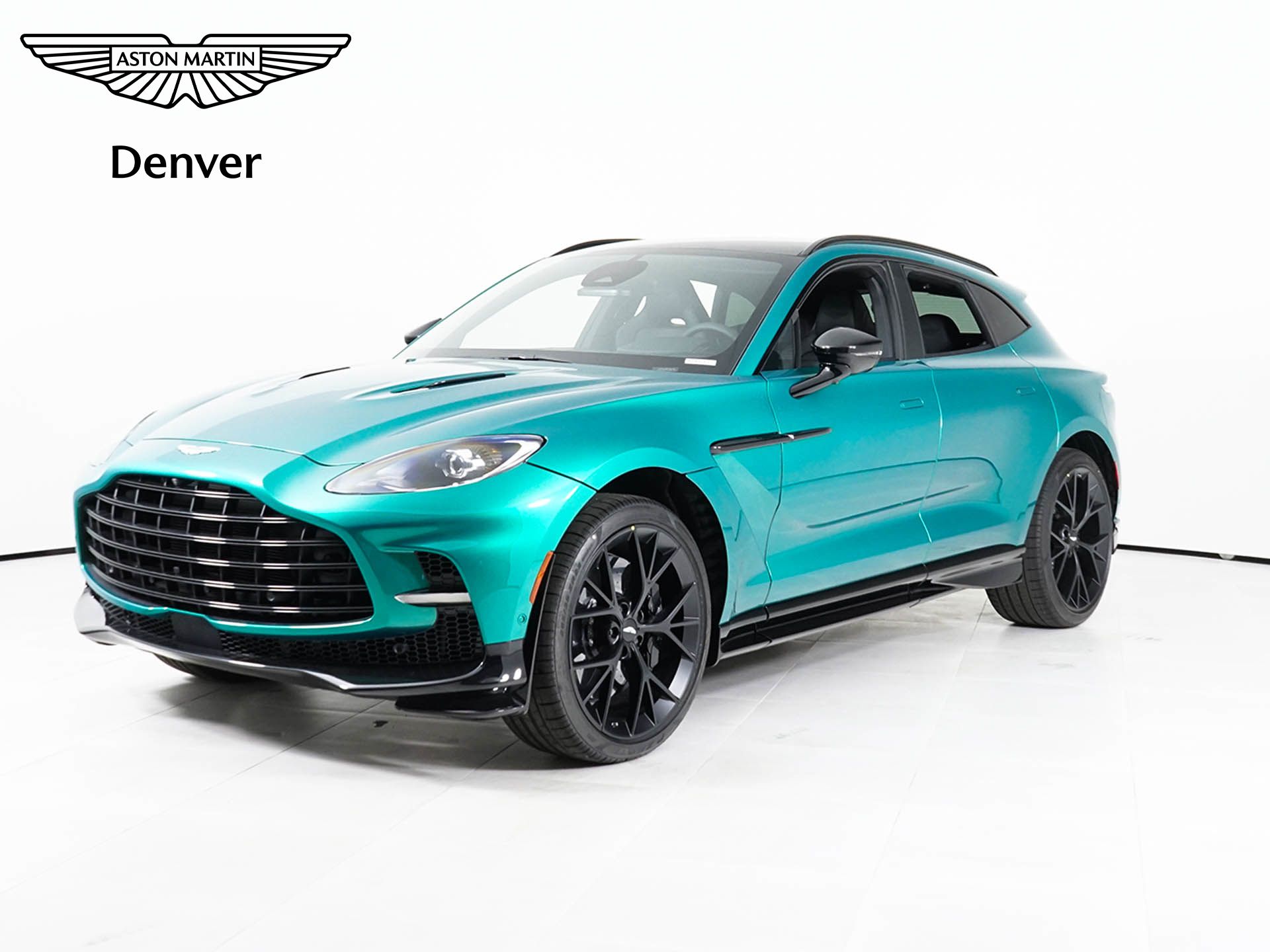 2026 Aston Martin DBX 4.0 V8 707 AWD's photo