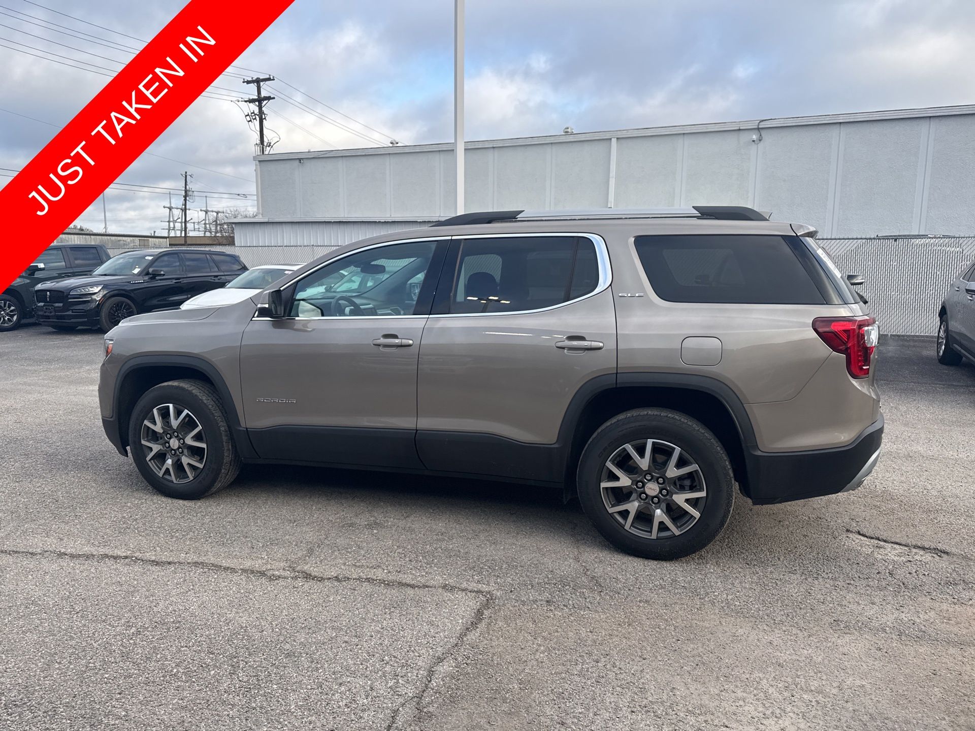 2023 GMC Acadia