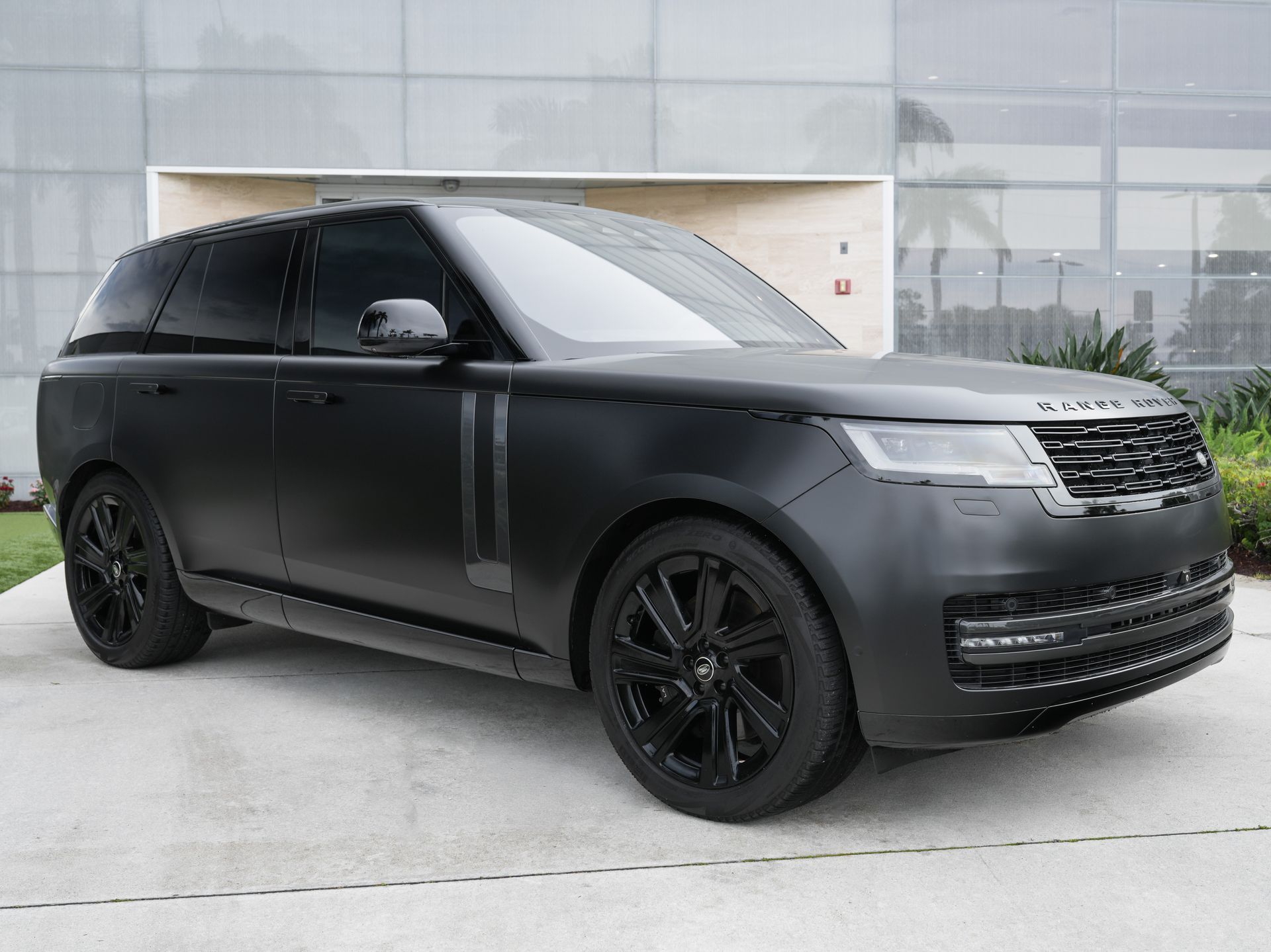 used 2023 Land Rover Range Rover car, priced at $88,200