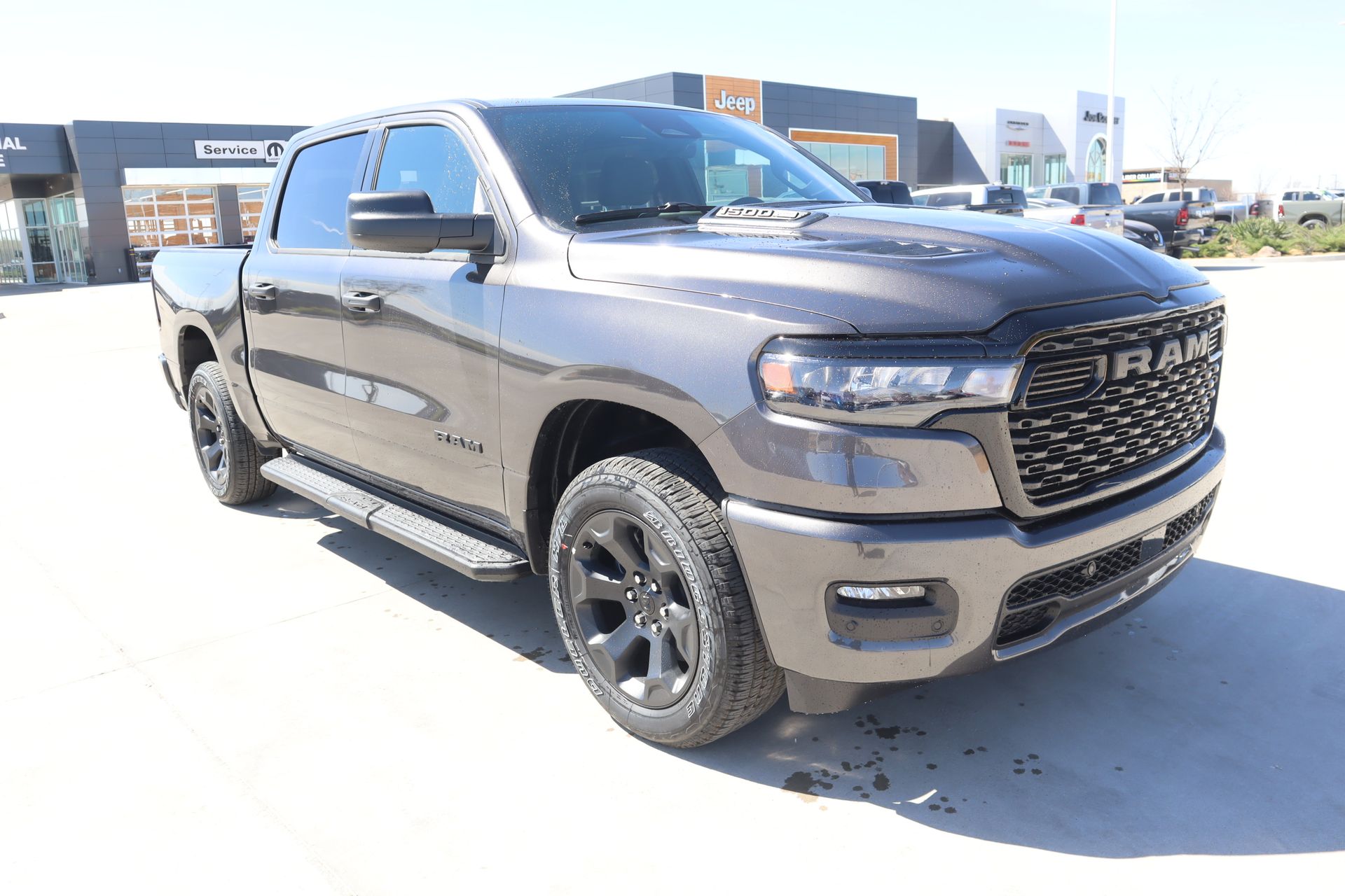 2026 RAM 1500 Express Crew Cab 4WD
