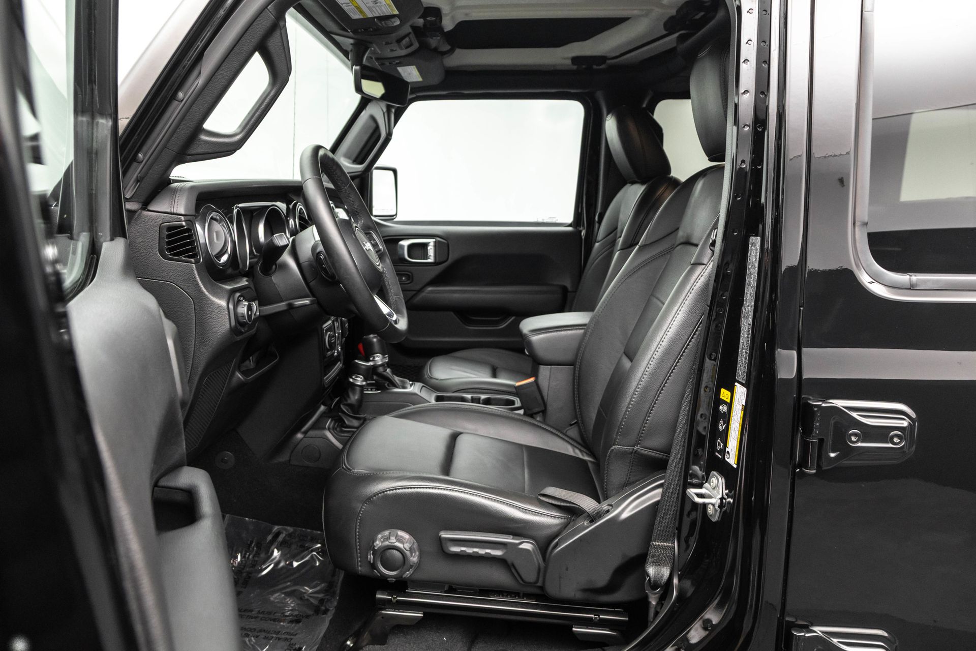 2022 JEEP WRANGLER - Image 6