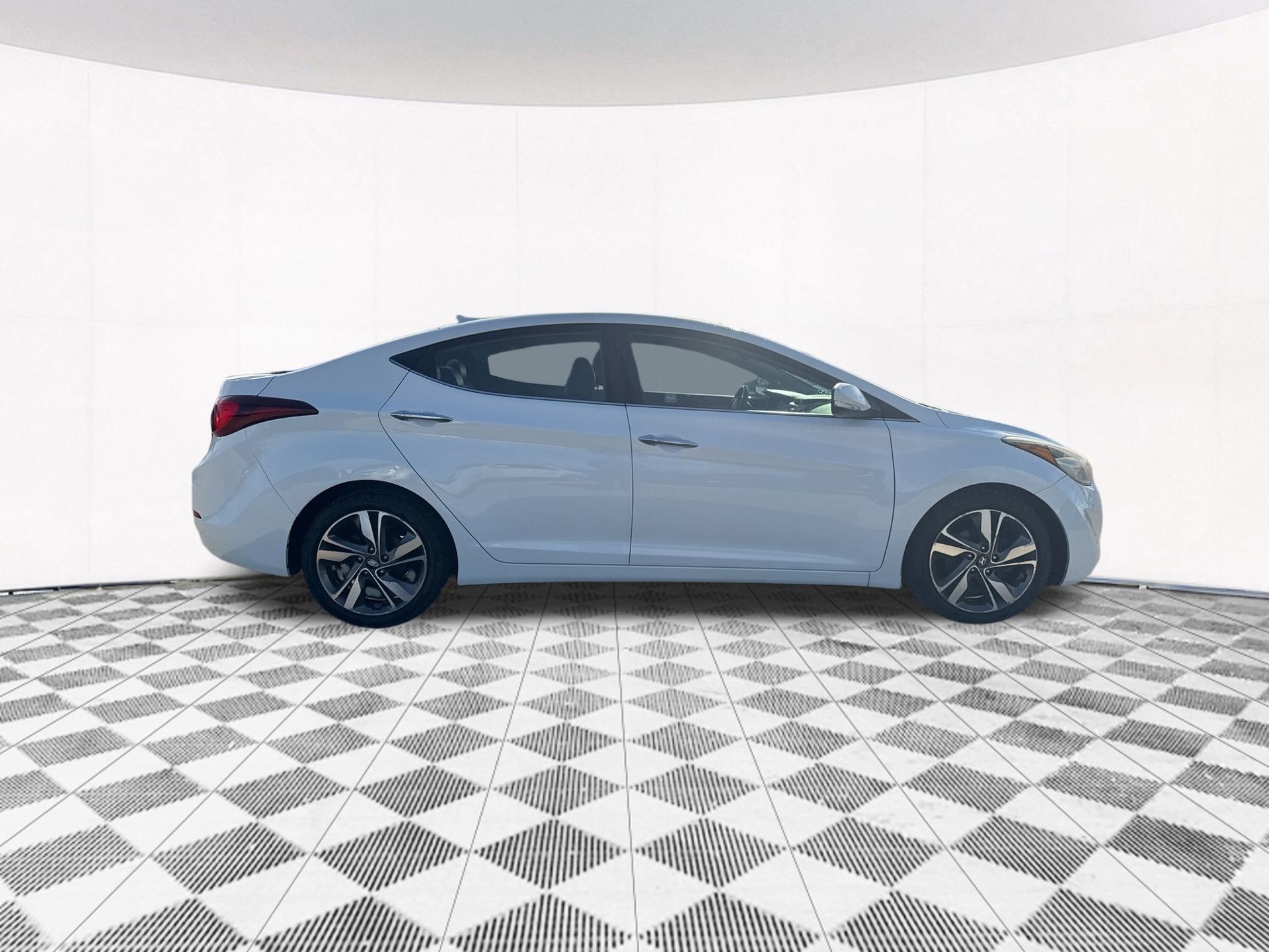 2014 HYUNDAI ELANTRA - Image 5