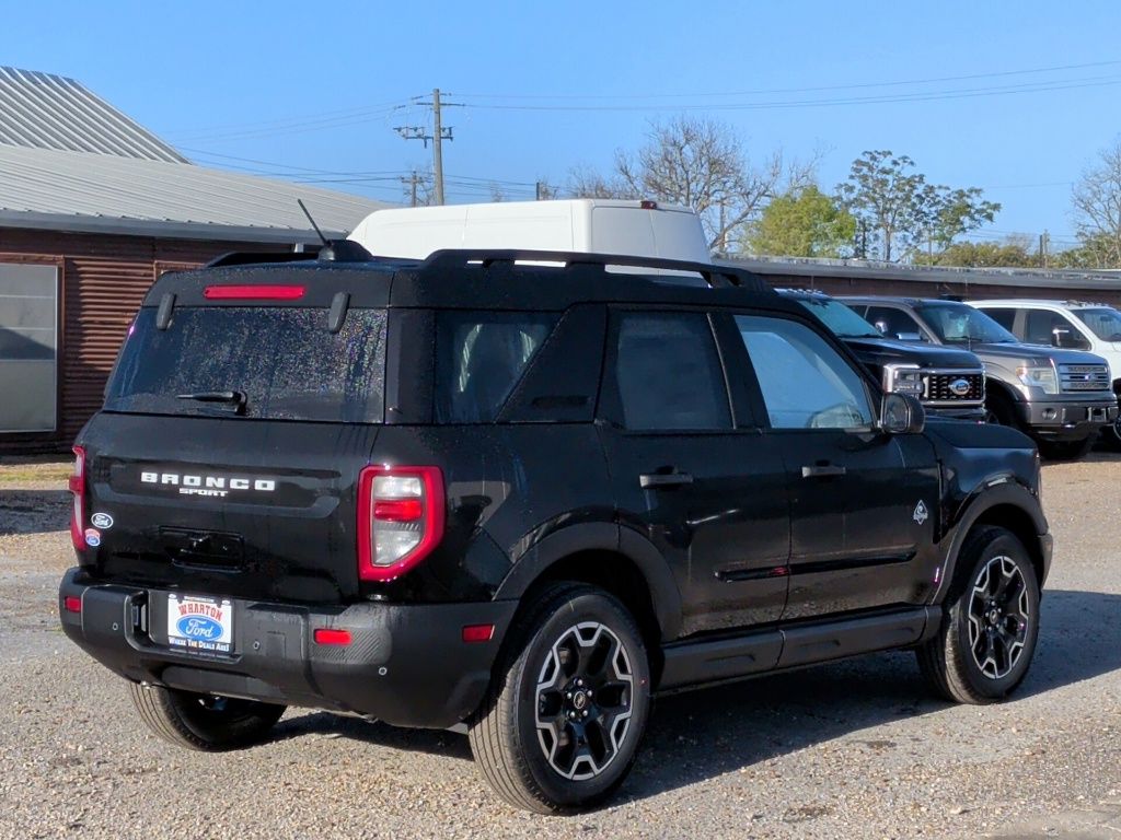 2026 Ford Bronco Sport Outer Banks - 4