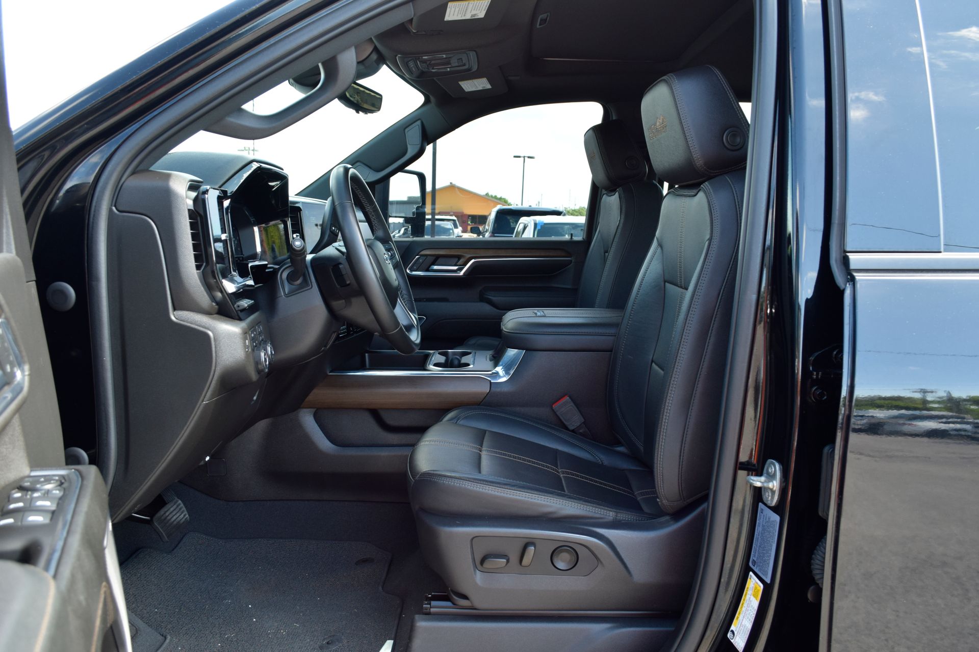 2024 Chevrolet Silverado 2500HD High Country Black at Monument Chevrolet