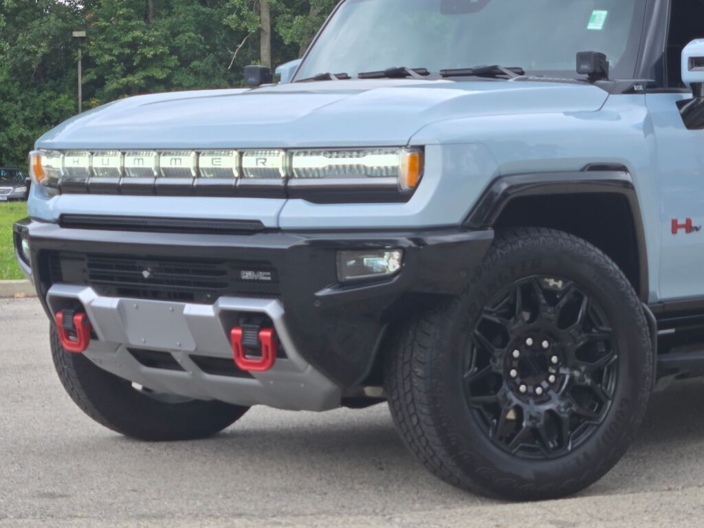 Used 2025 GMC HUMMER EV 2X with VIN 1GKB0NDE6SU101359 for sale in Highland Park, IL