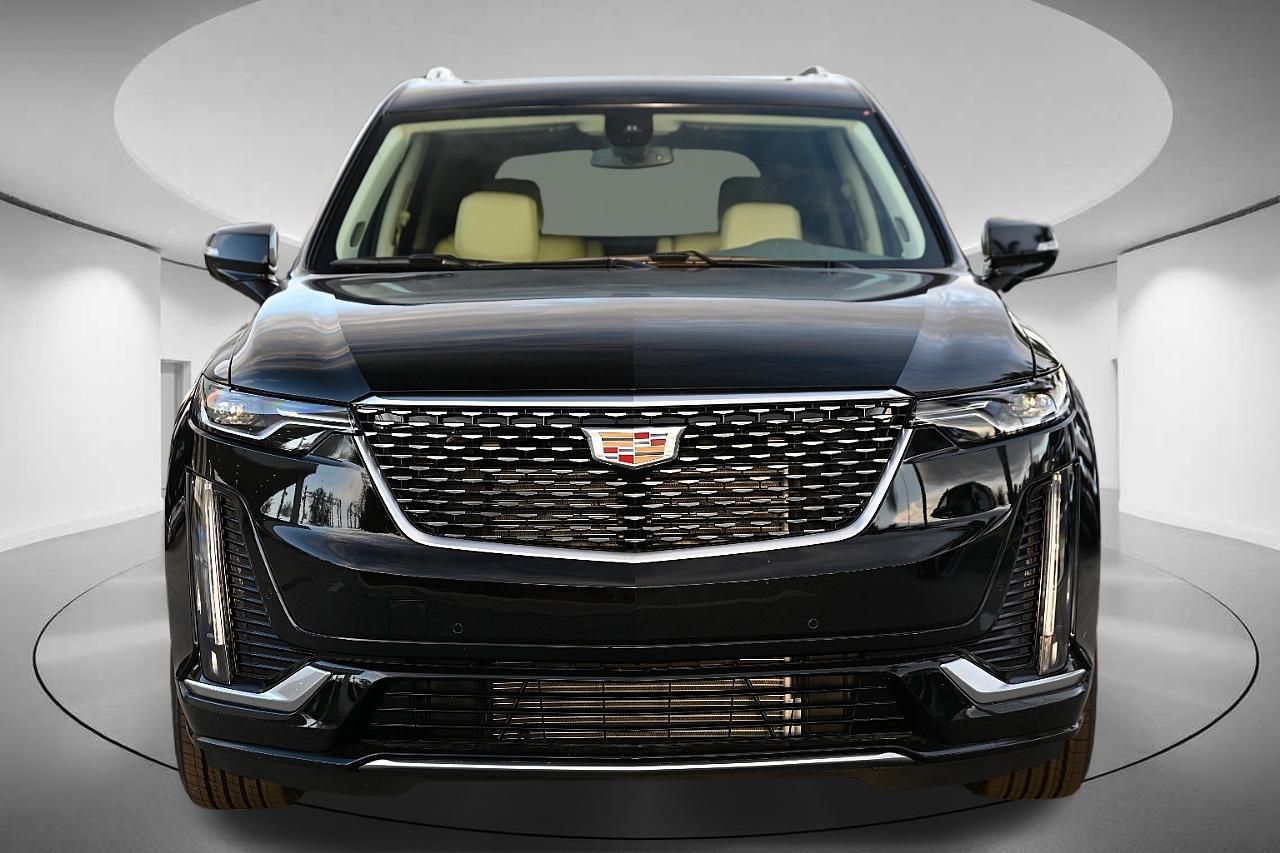 2024 Cadillac XT6 Premium Luxury 8