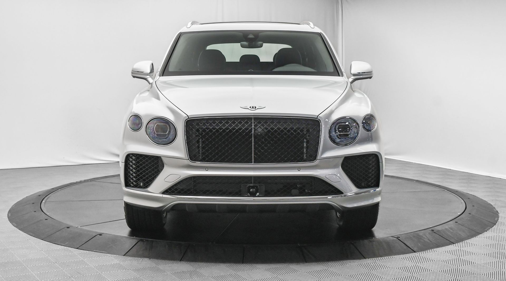2025 Bentley Bentayga - Photo 7