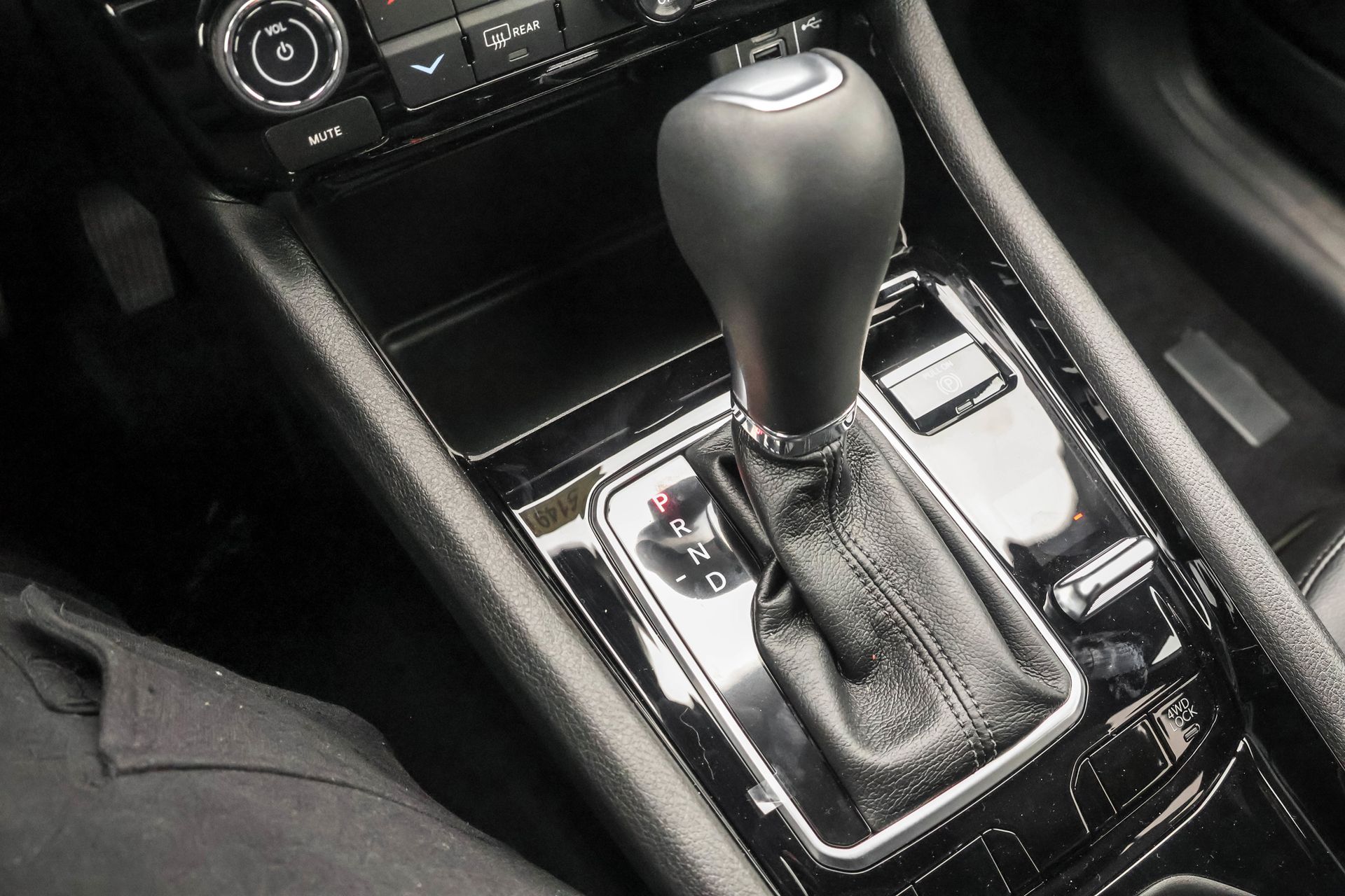 2026 JEEP COMPASS - Image 21