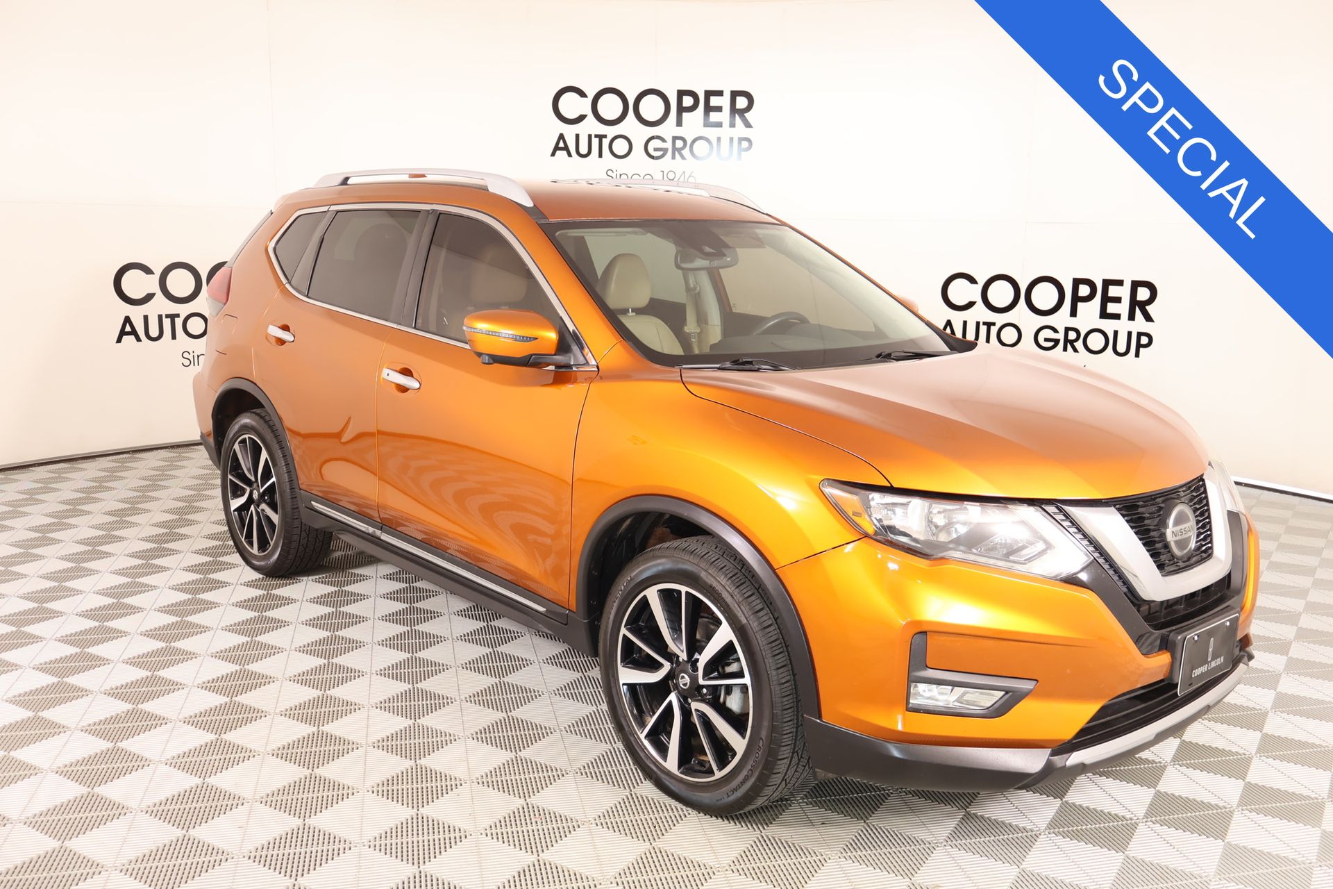 Monarch Orange Metallic 2019 Nissan Rogue SUV / Crossover All-Wheel Drive Continuously Variable Transmission