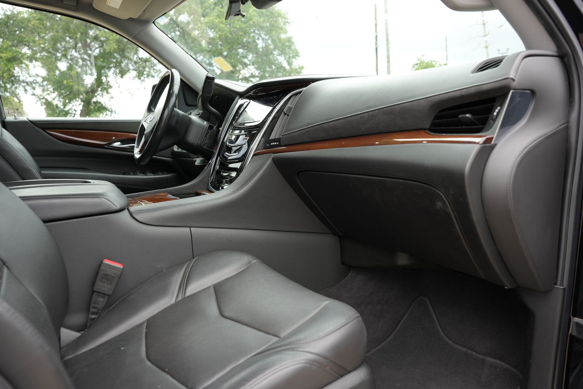 2020 Cadillac Escalade ESV Luxury Black at Emmons Autoplex