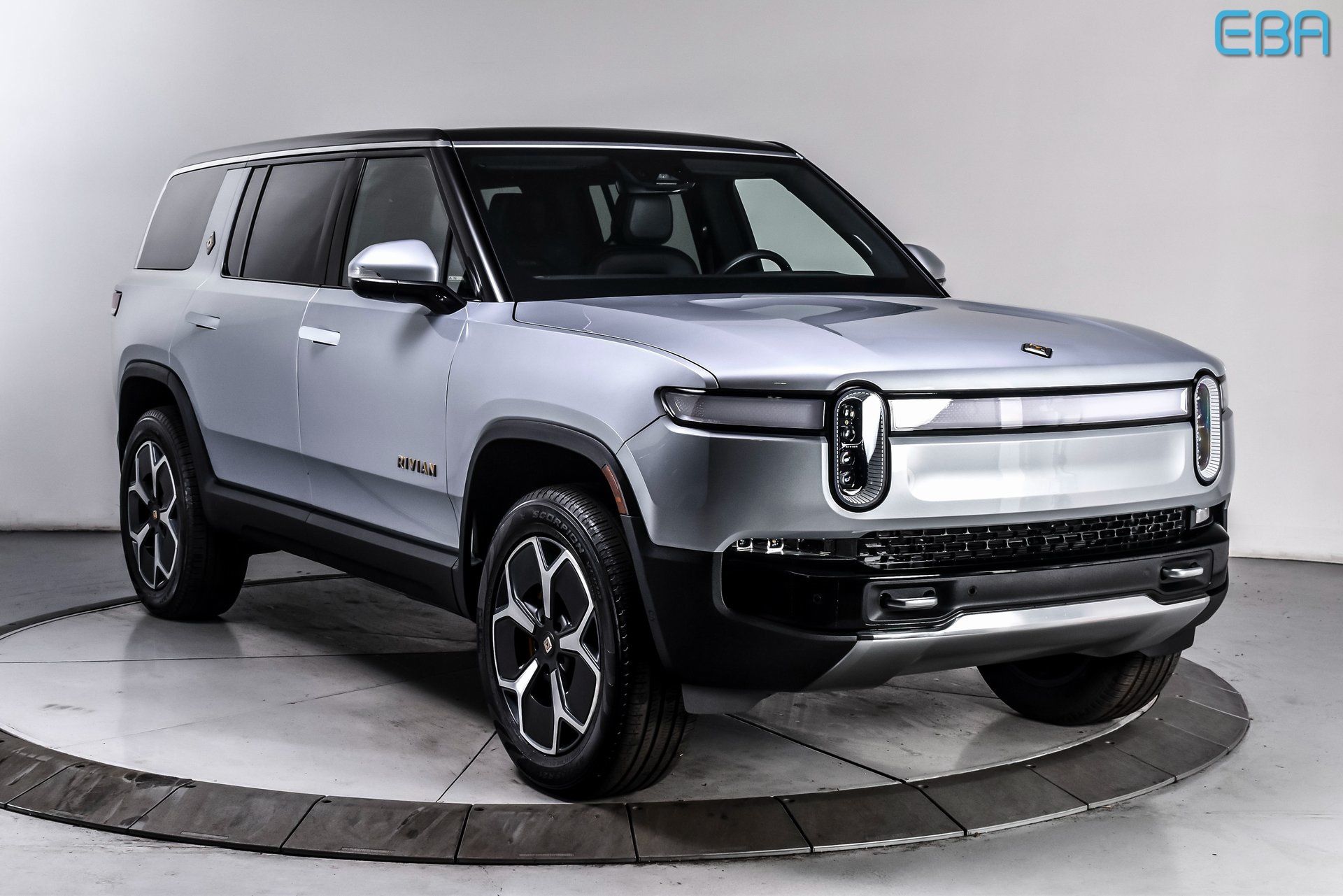 2023 Rivian R1S Adventure Quad Motor AWD
