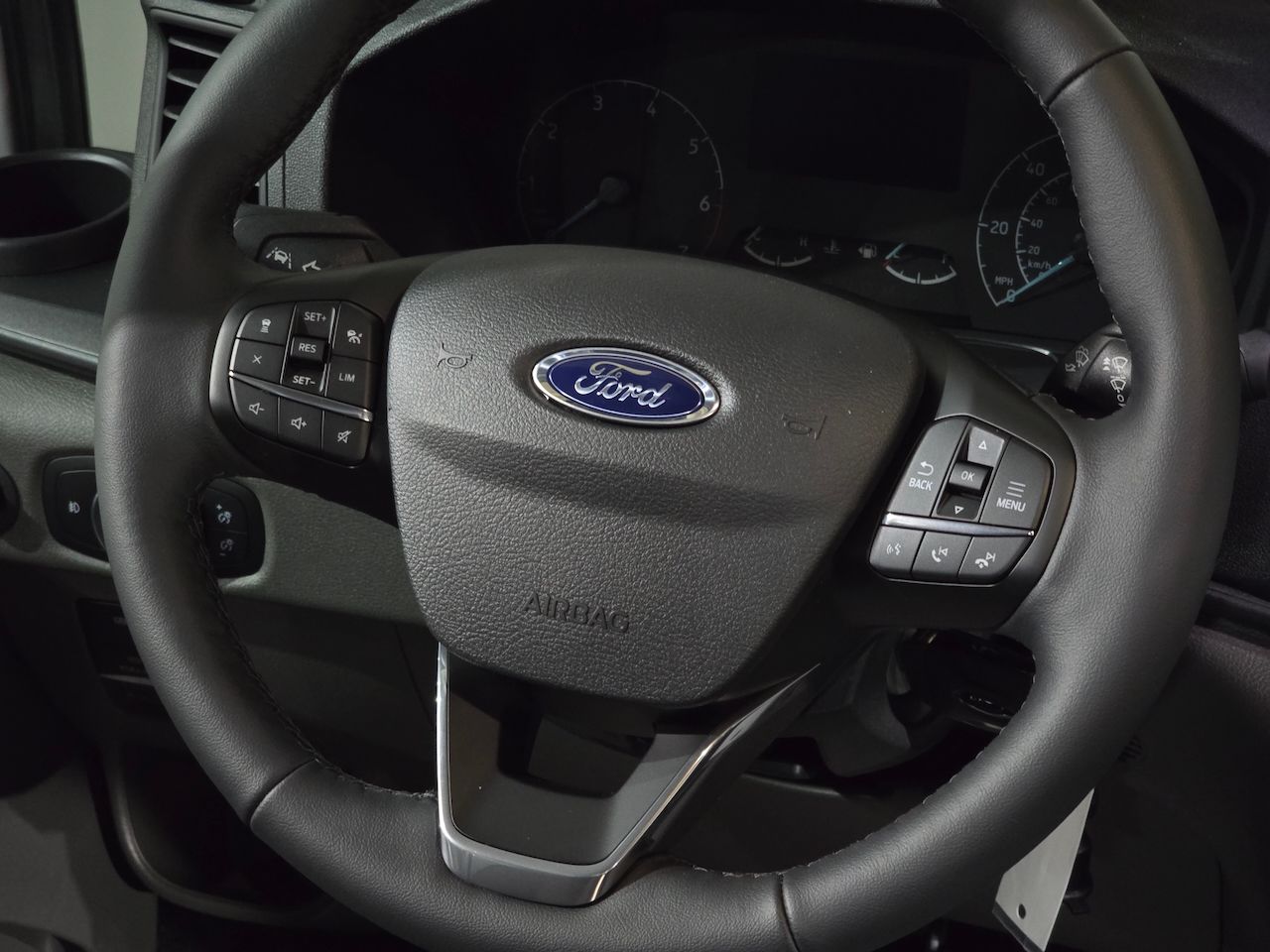 2025 Ford Transit Van Base - Photo 17