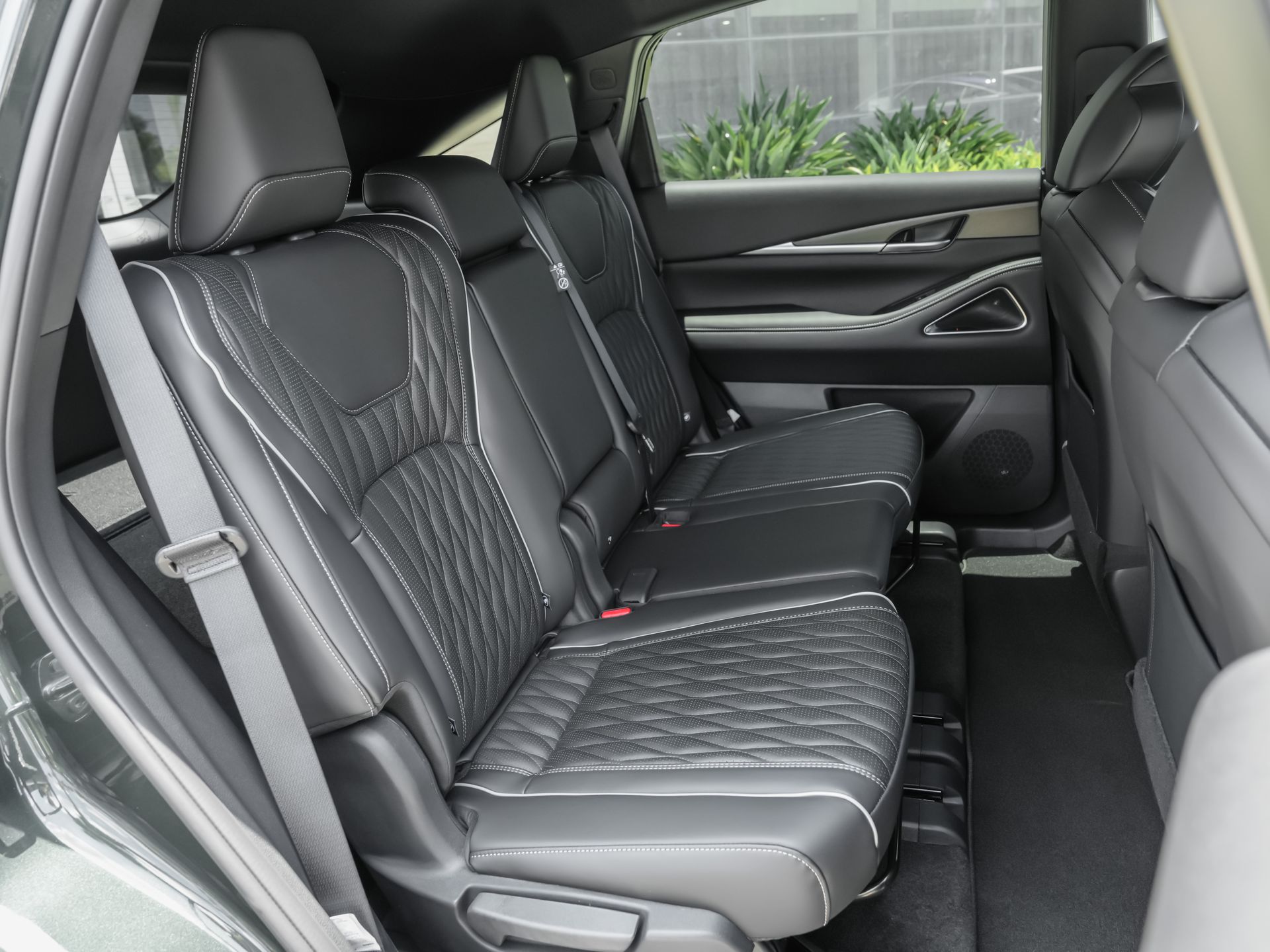 new 2027 INFINITI QX65 car, priced at $65,210