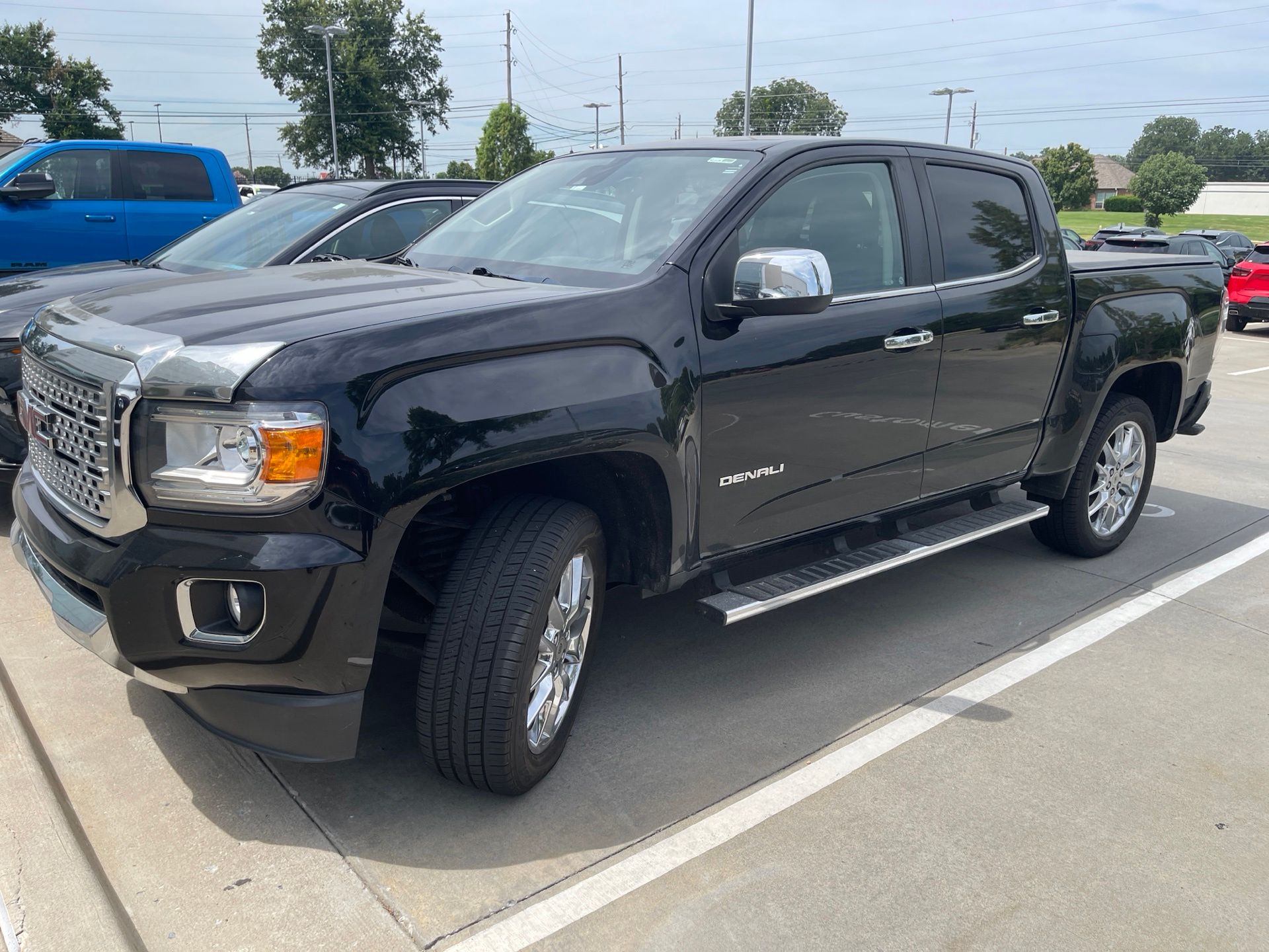 Onyx Black 2019 GMC Canyon Pickup Truck Four-Wheel Drive 8-Speed Automatic