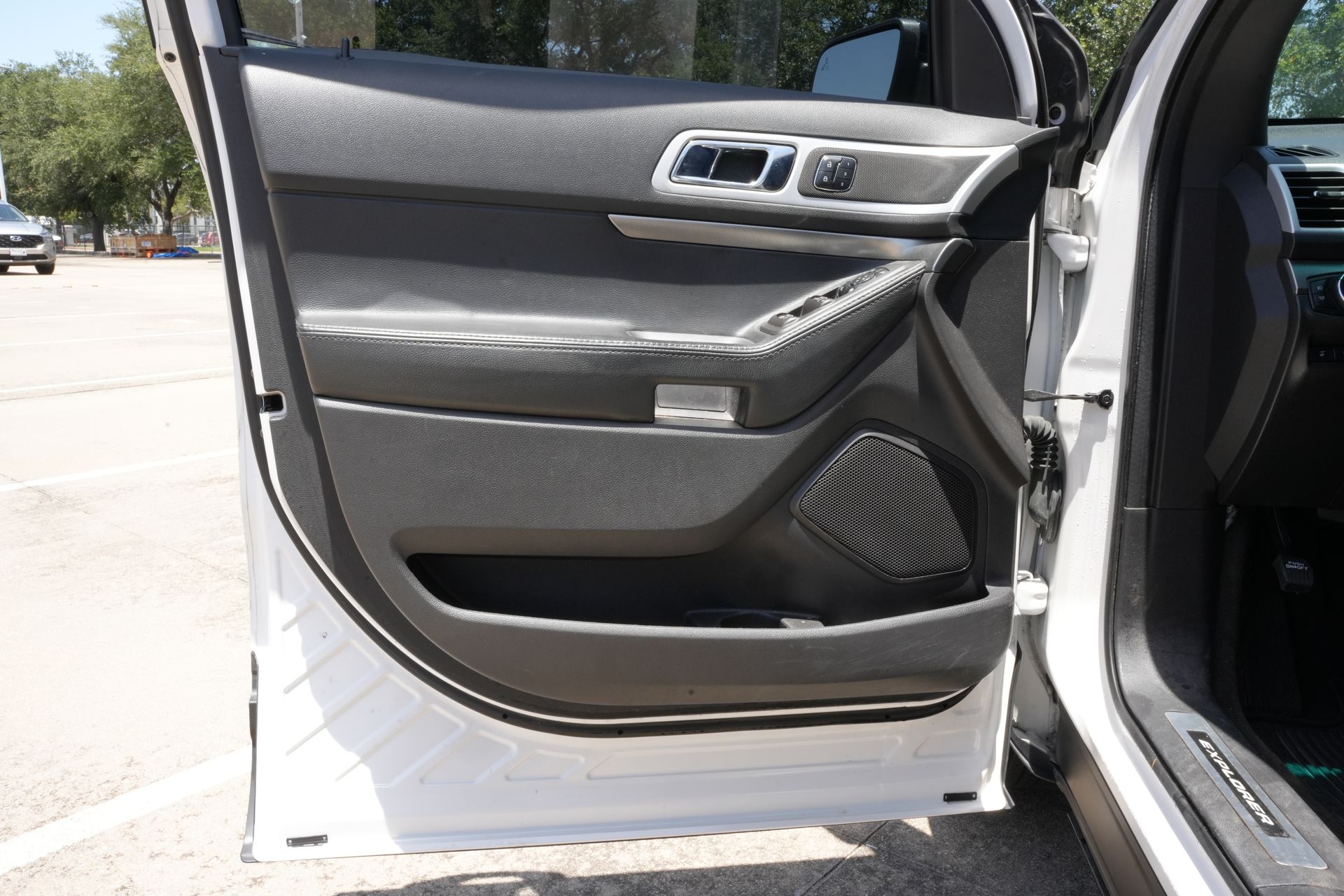 2015 Ford Explorer Sport White at Ultimate Motorsports