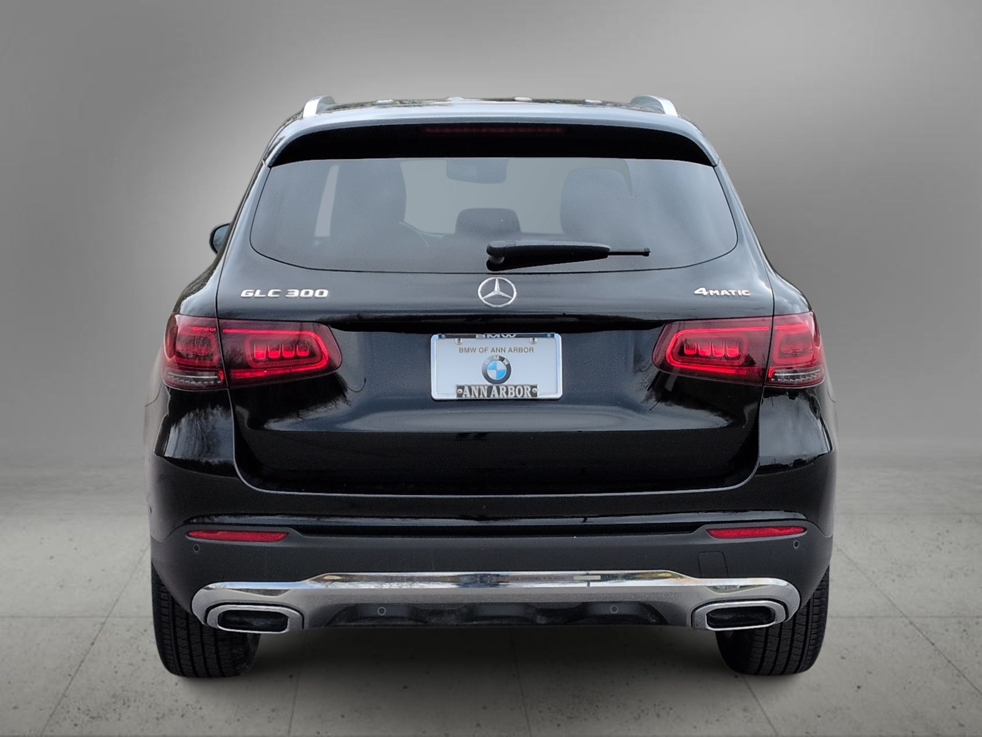 used 2022 Mercedes-Benz GLC car, priced at $33,999