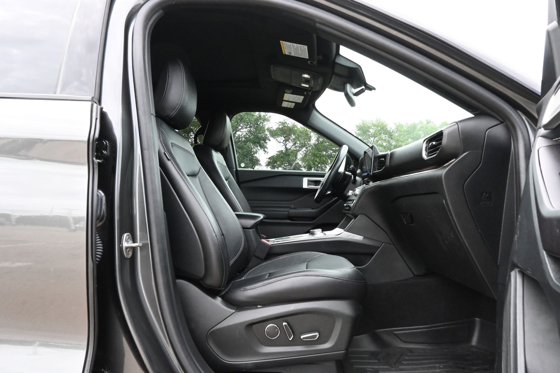 2020 Ford Explorer Limited Gray at DeMontrond Auto Country