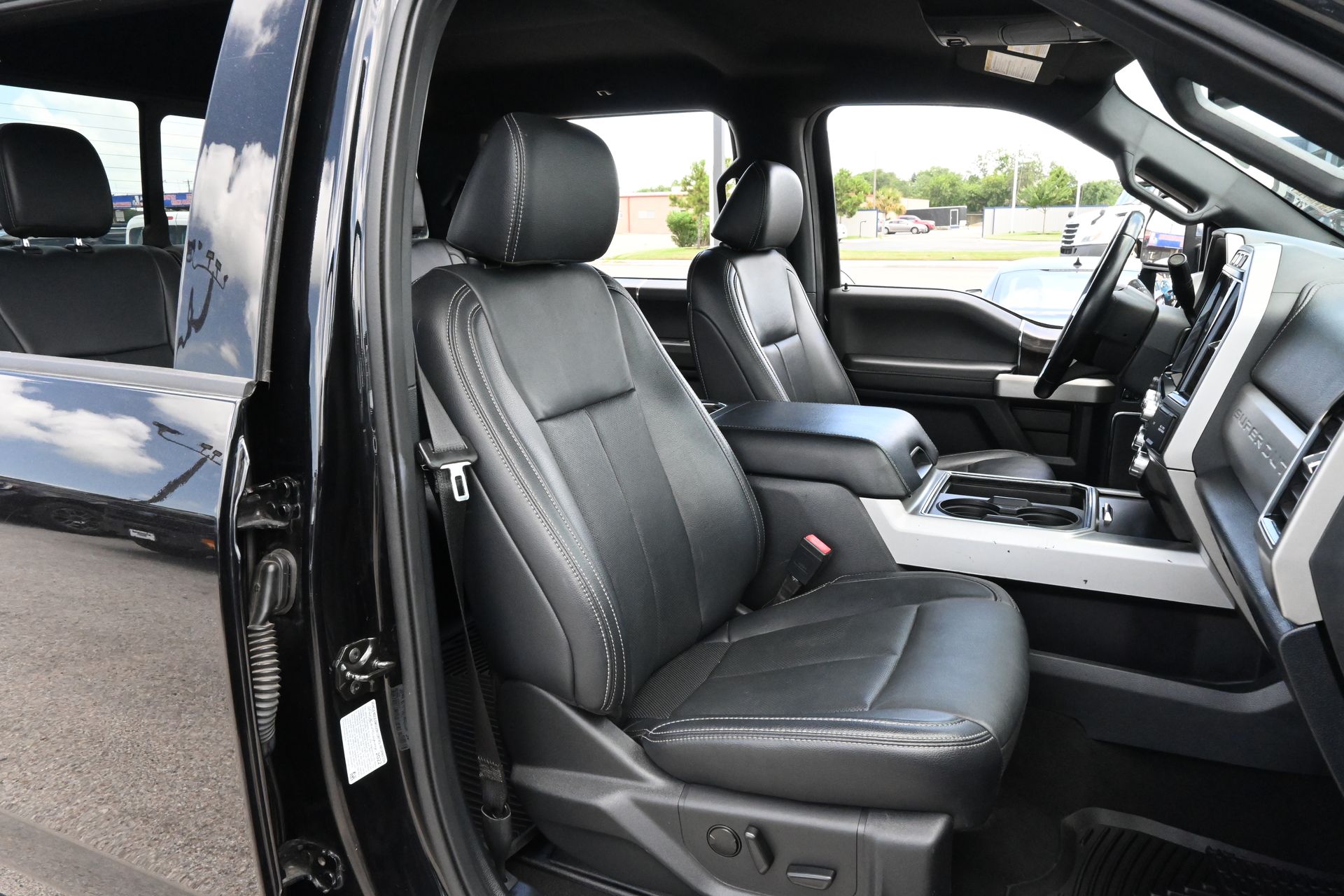 2022 Ford F-250SD Lariat Black at Cook Ford