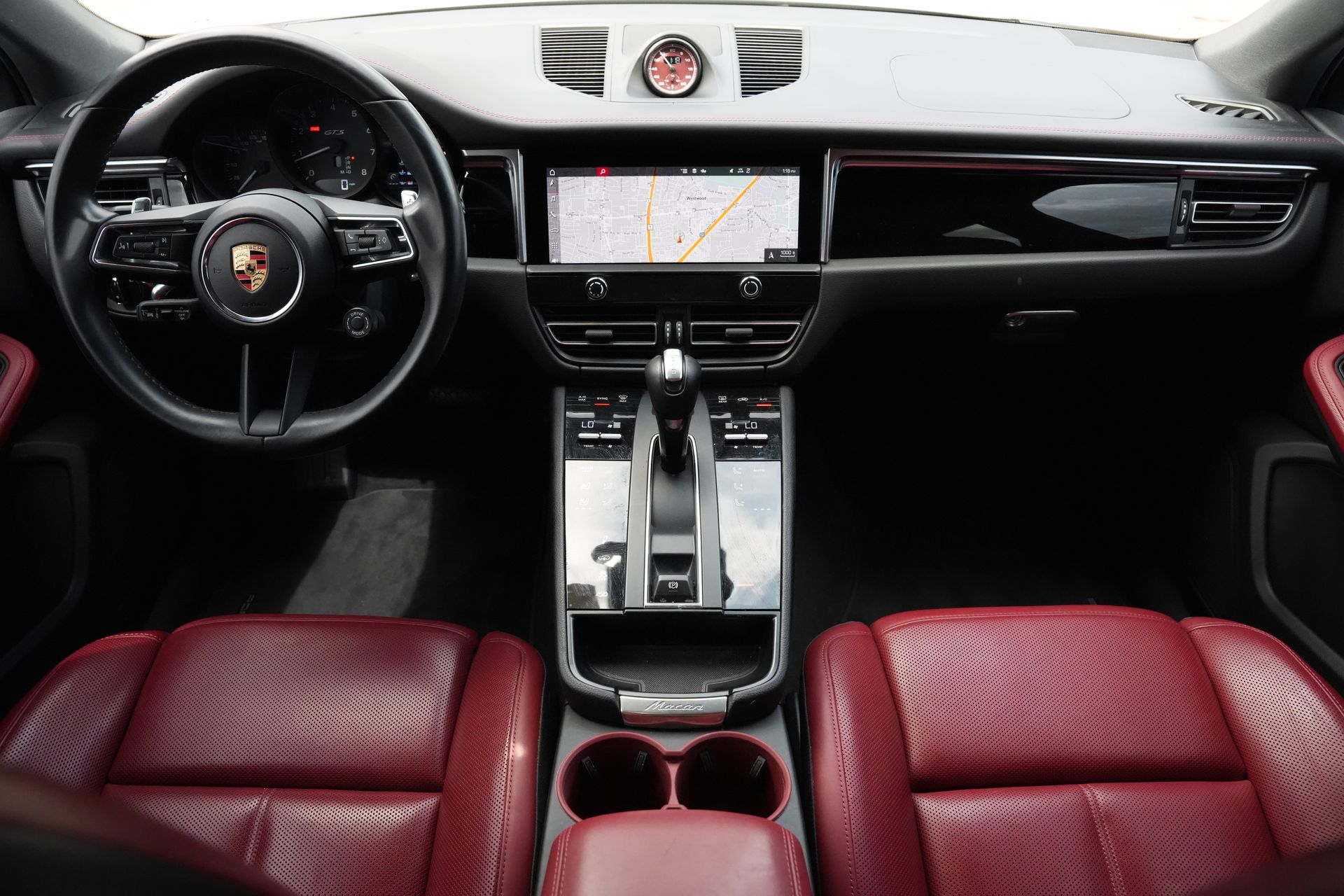 2024 Porsche Macan GTS - 6
