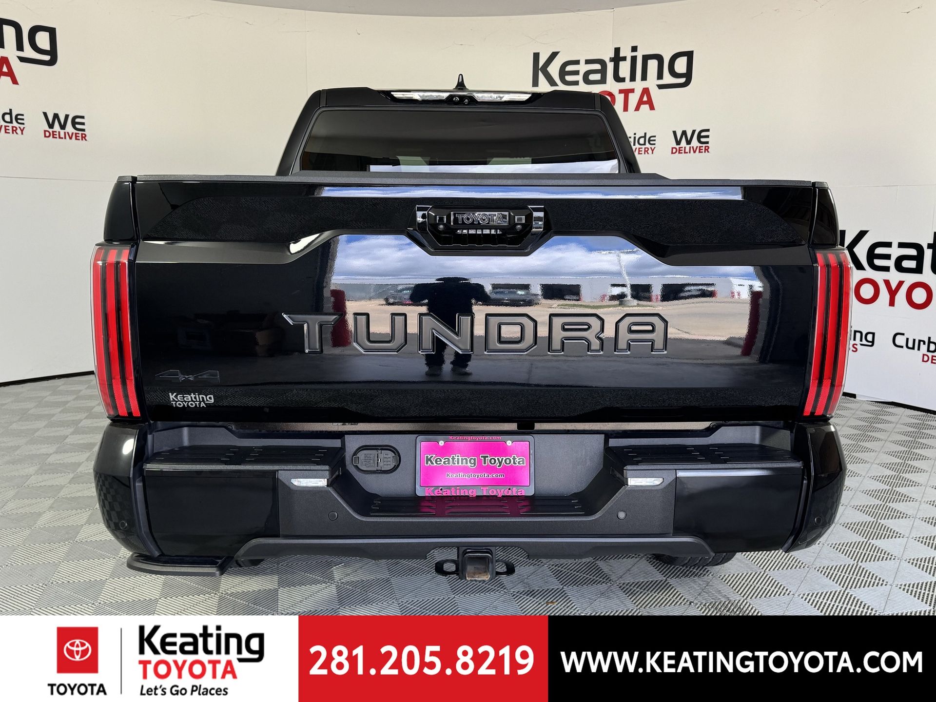 View vehicle photo 6