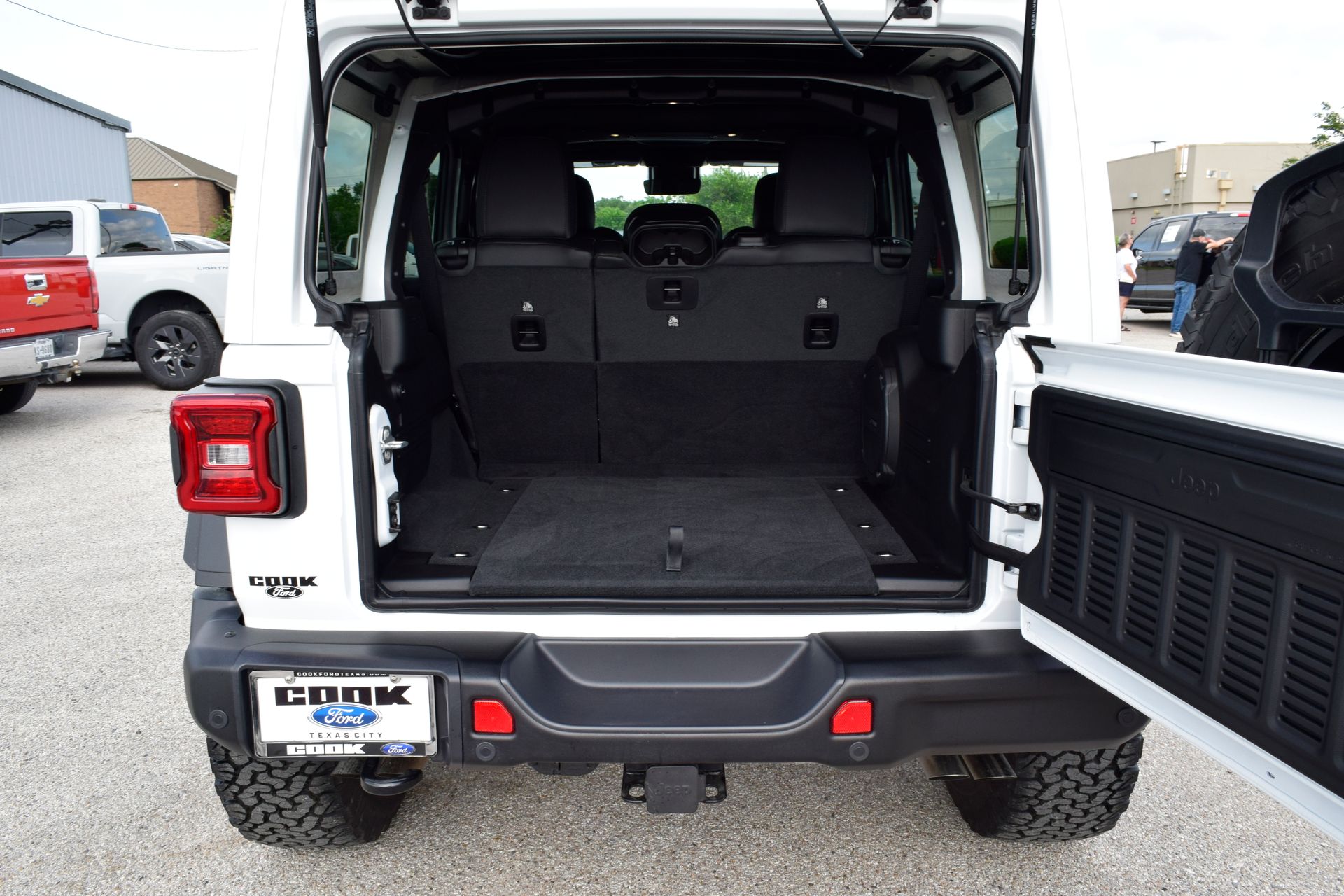 2026 Jeep Wrangler Moab 392 White/off-white at Texan Dodge Chrysler Jeep Ram