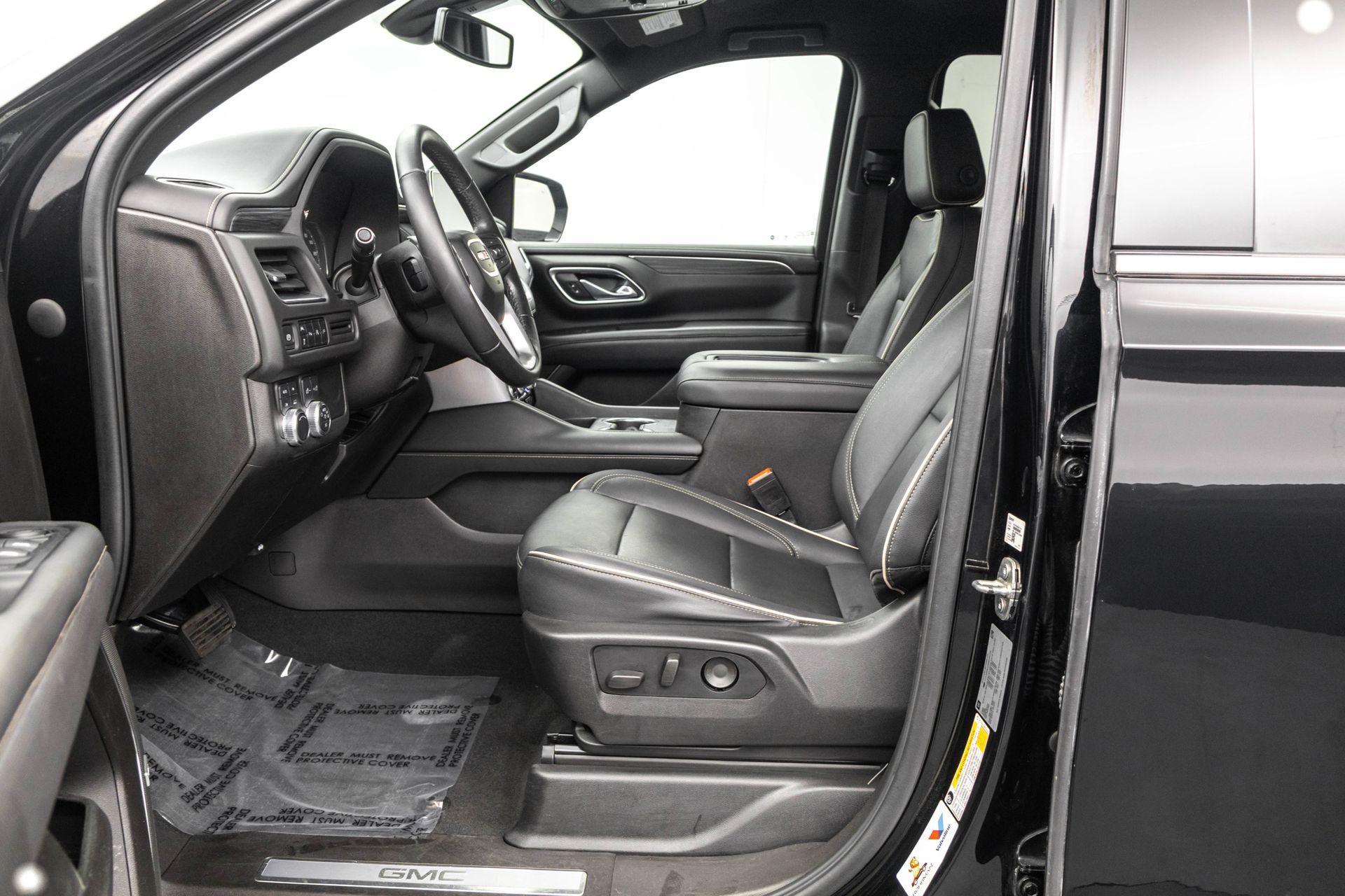 2021 GMC YUKON XL - Image 6