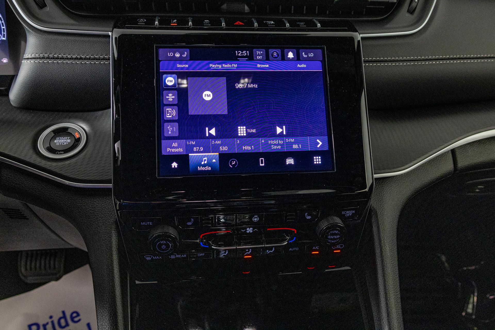 2025 JEEP GRAND CHEROKEE L - Image 21