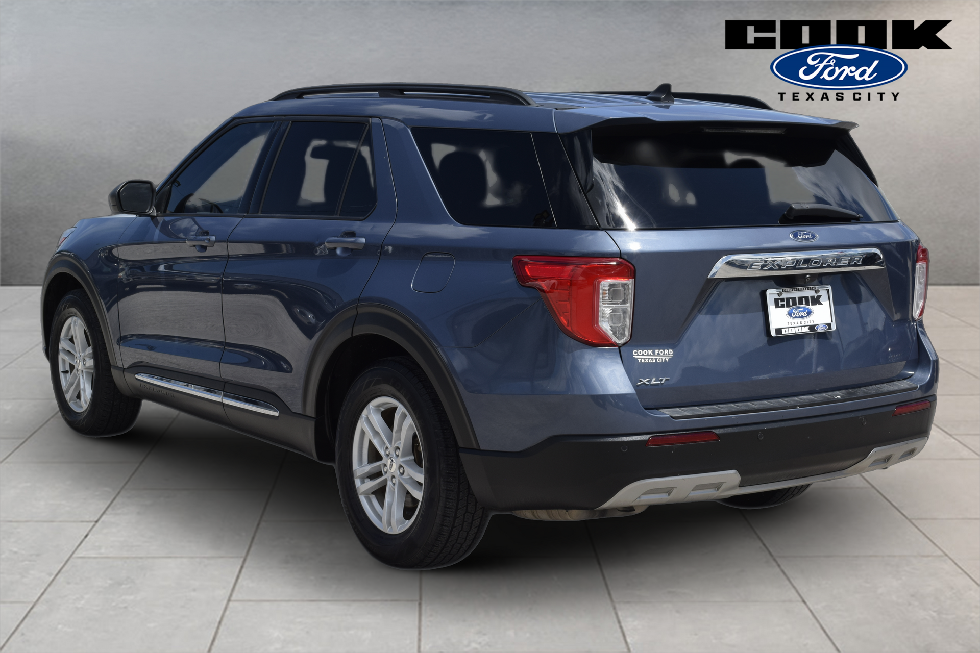 2021 Ford Explorer XLT Blue at Ultimate Motorsports