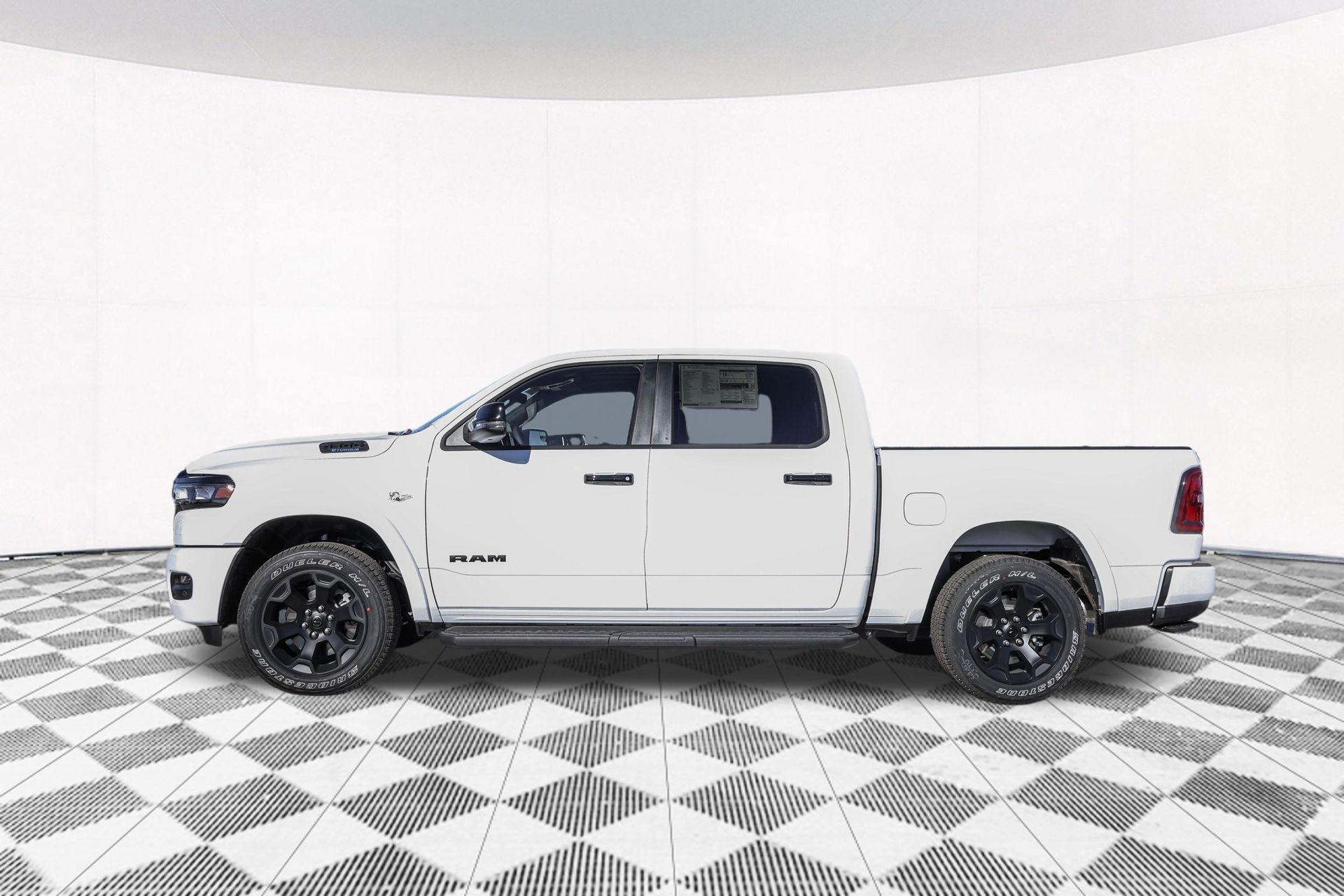 2026 RAM 1500 - Image 8