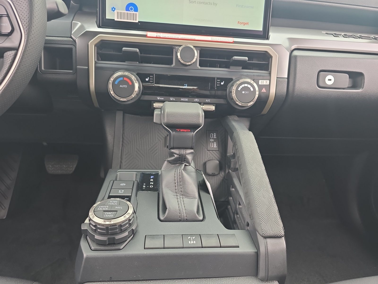 2025 Toyota Tacoma TRD Off Road - Photo 11