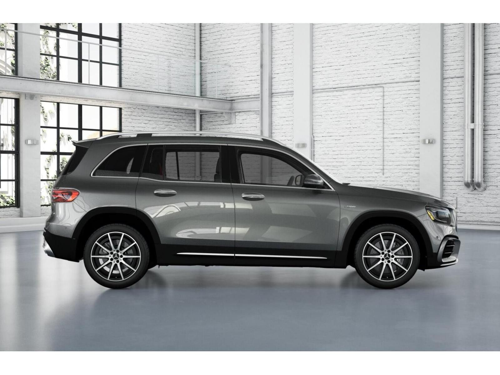 2025 Mercedes Benz GLB AMG 35 photo 2