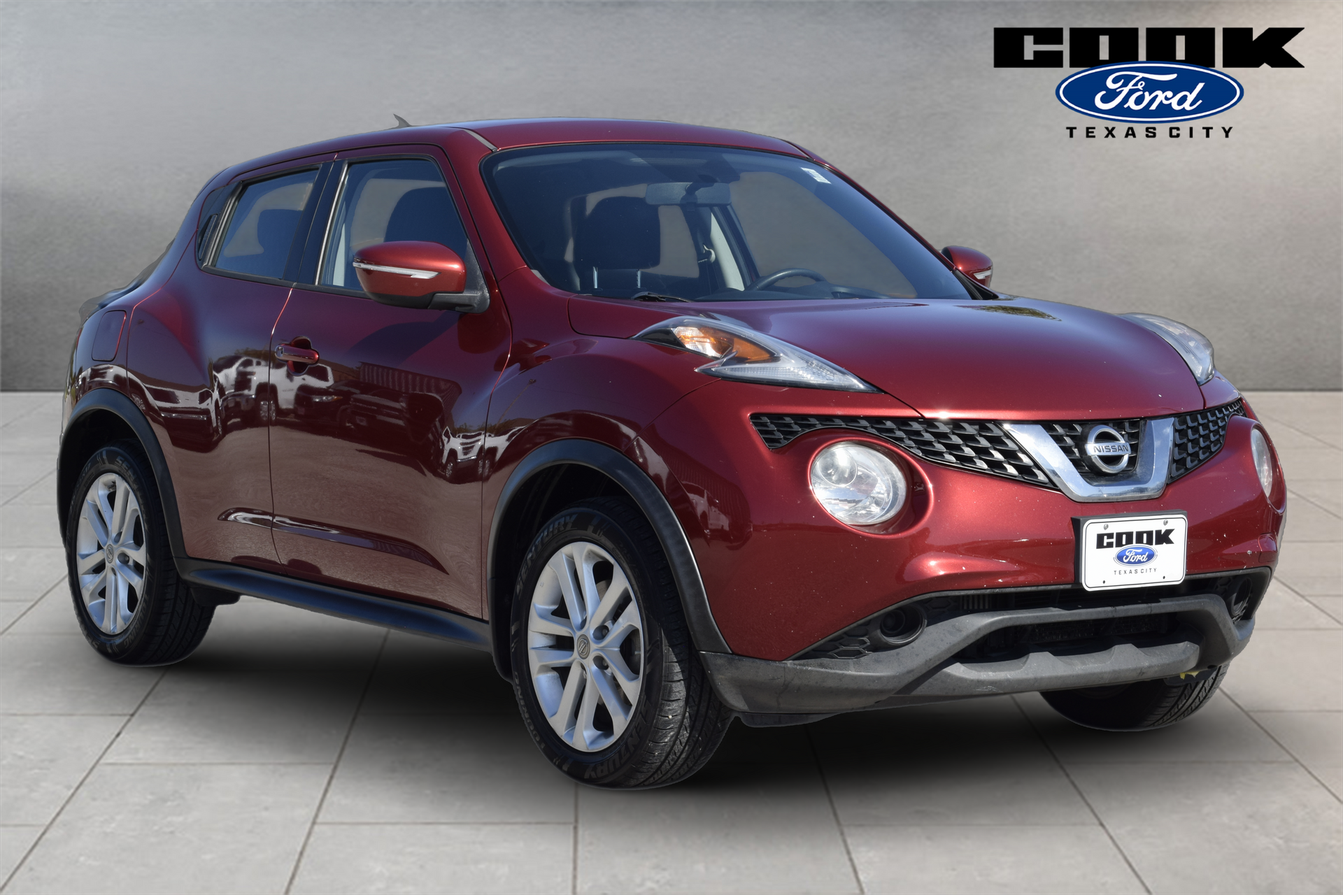 2015 Nissan Juke S - 1