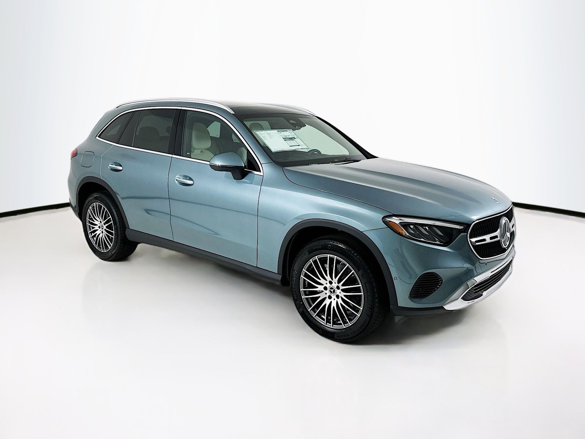 Verde Silver Metallic 2026 Mercedes-Benz GLC SUV / Crossover Rear-Wheel Drive 9-Speed Automatic