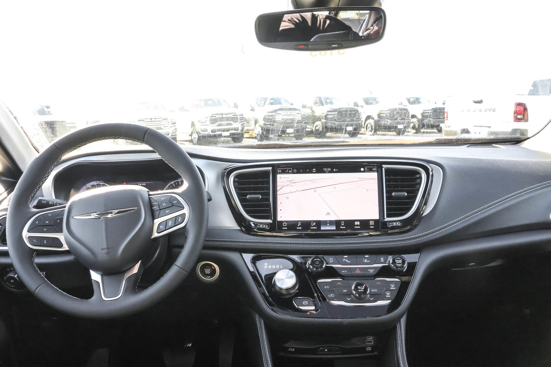 2026 CHRYSLER PACIFICA - Image 12