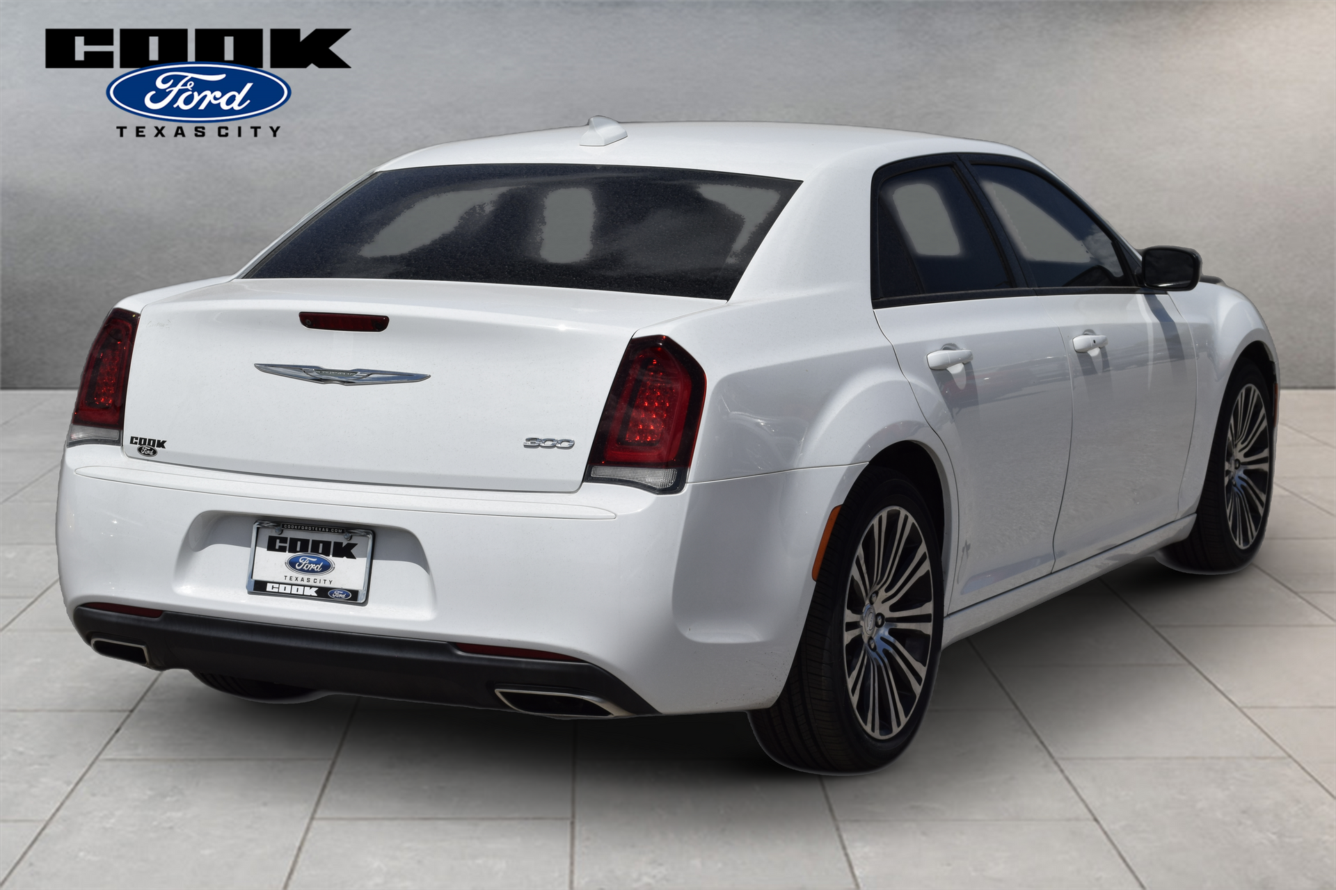 2019 Chrysler 300 Touring White at North Houston Mitsubishi