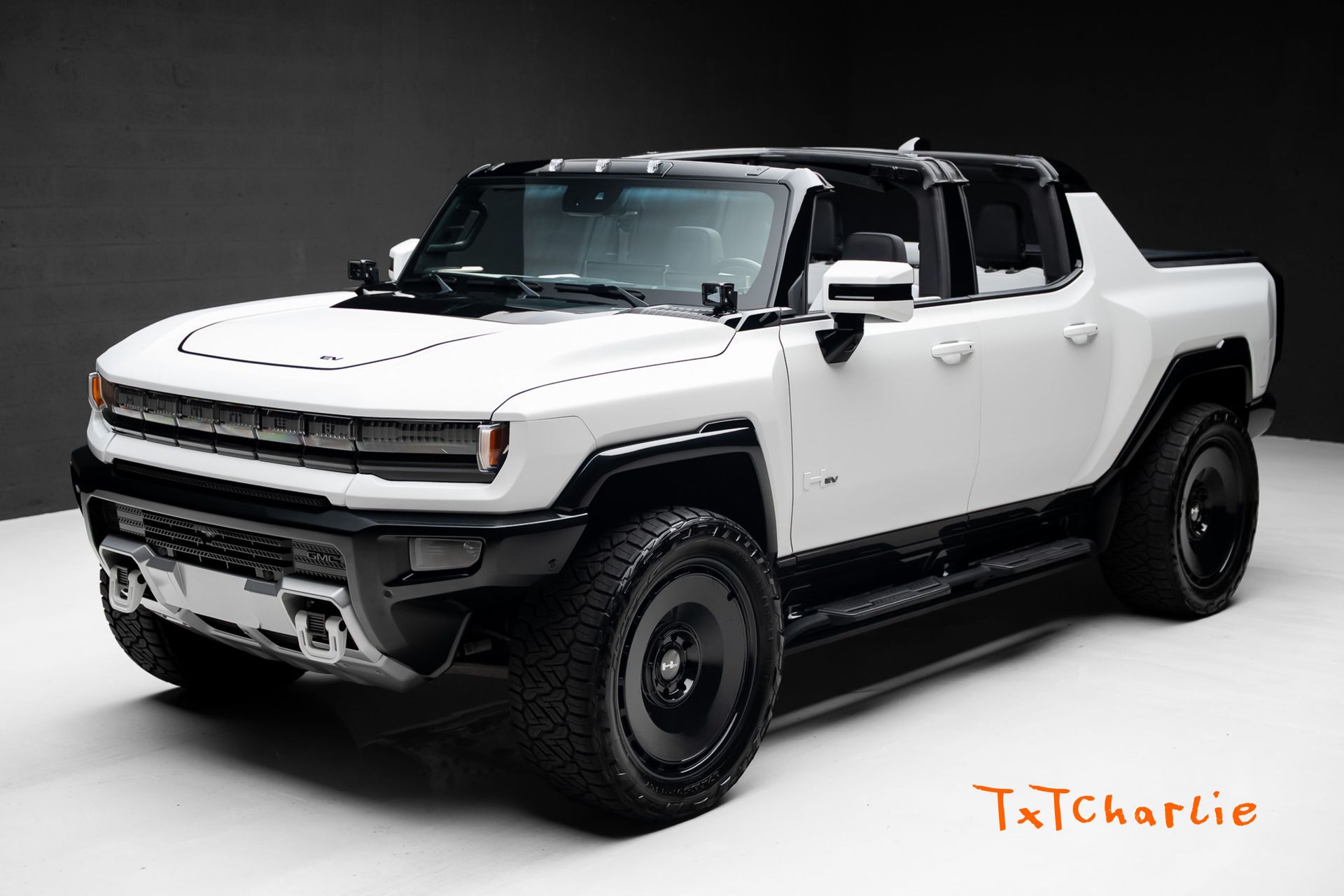 Interstellar White 2022 GMC Hummer EV Pickup Pickup Truck All-Wheel Drive 1-Speed Automatic